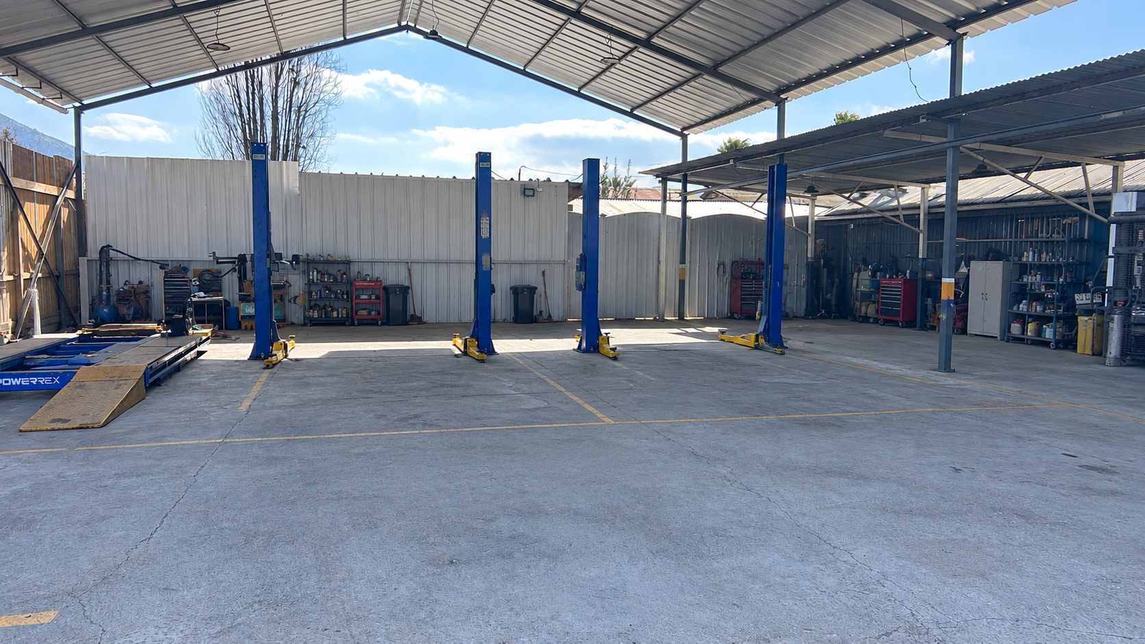 Sitio con galpón y oficina cercana a futura estación de Metrotren de Talagante