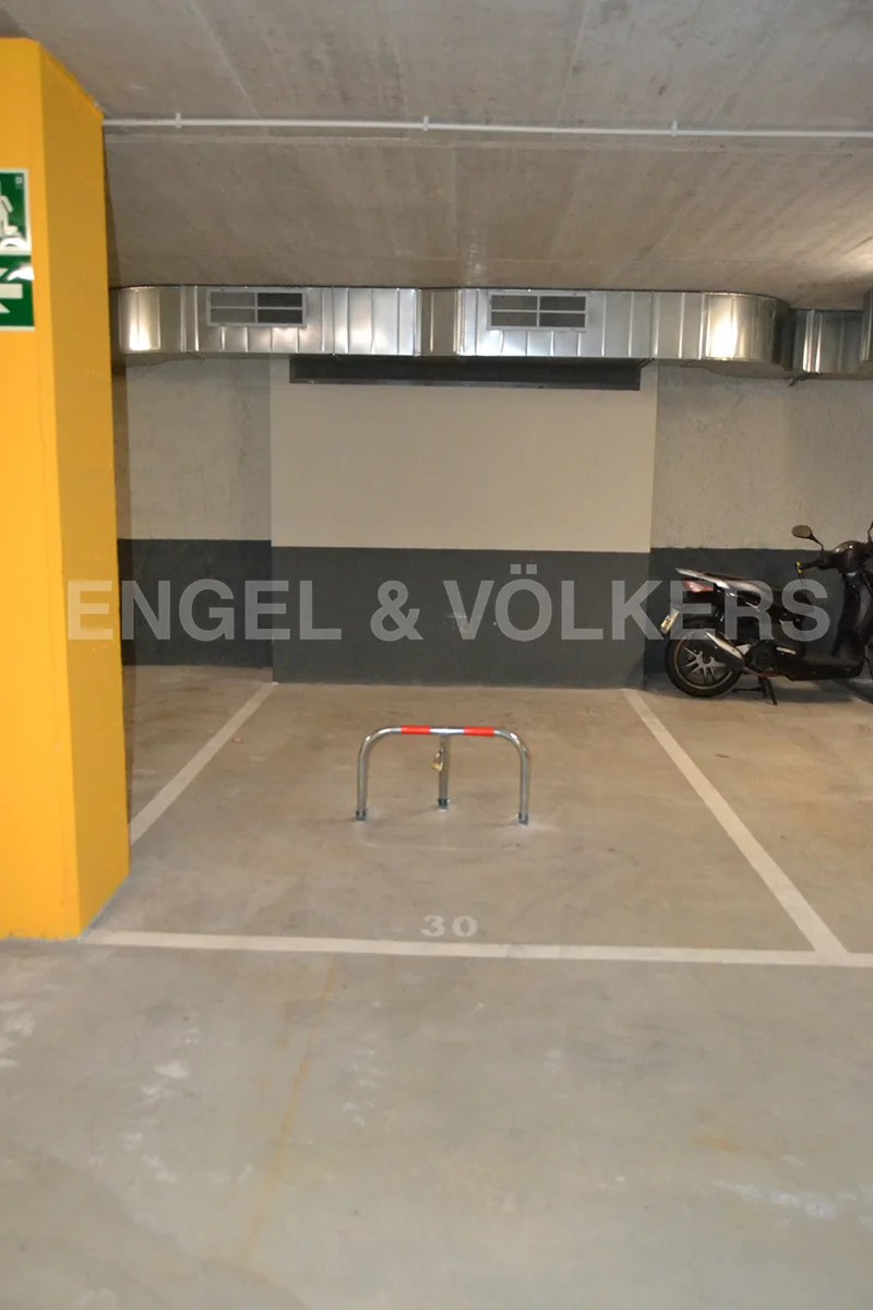 Parking space in Gracia