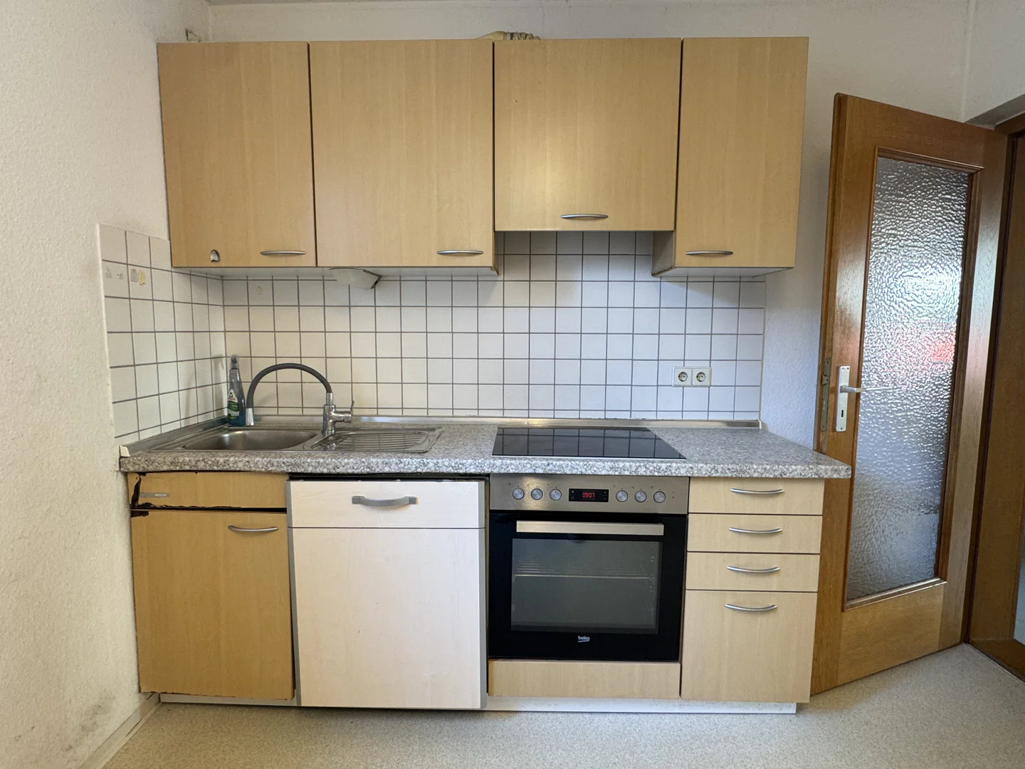 Allmannsdorf vor der Tür: 3-Zimmer-Wohnung mit Gartennutzung - Foto 4