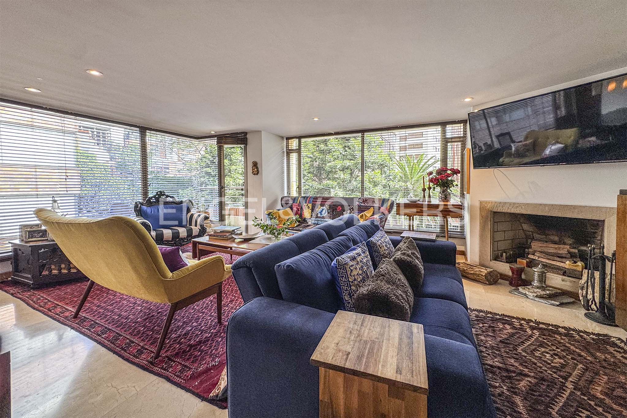 Apartamento con balcón para venta en La Cabrera