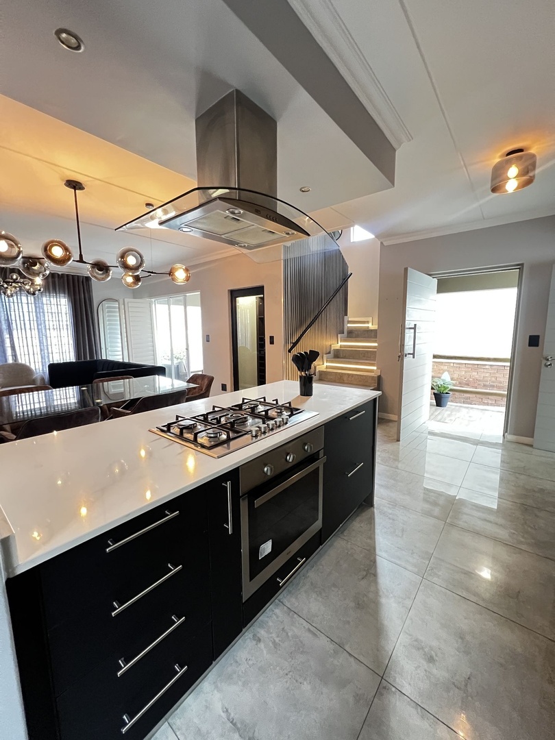 Turnkey Luxury Living – Fully Furnished 3-Bedroom Townhouse in Broadacres