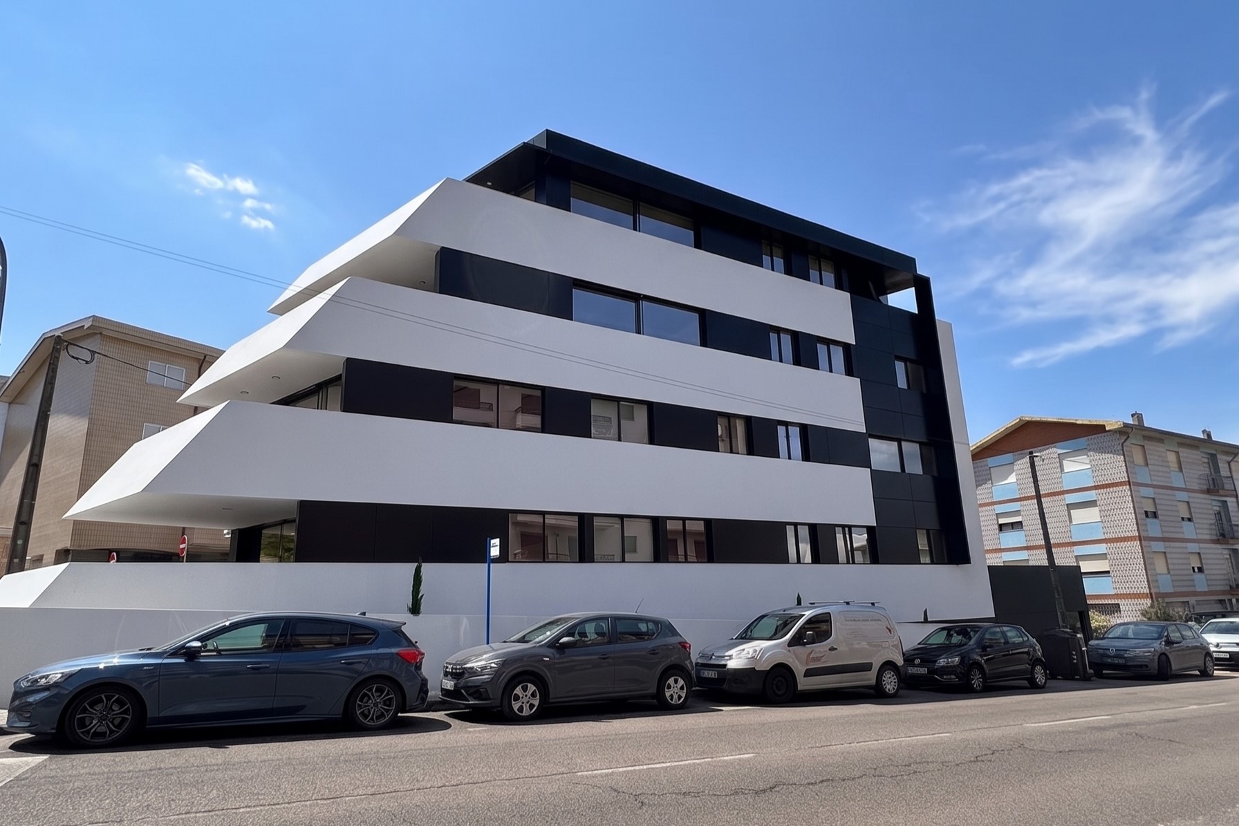 Neue 2-Zimmer-Wohnung in Gondomar