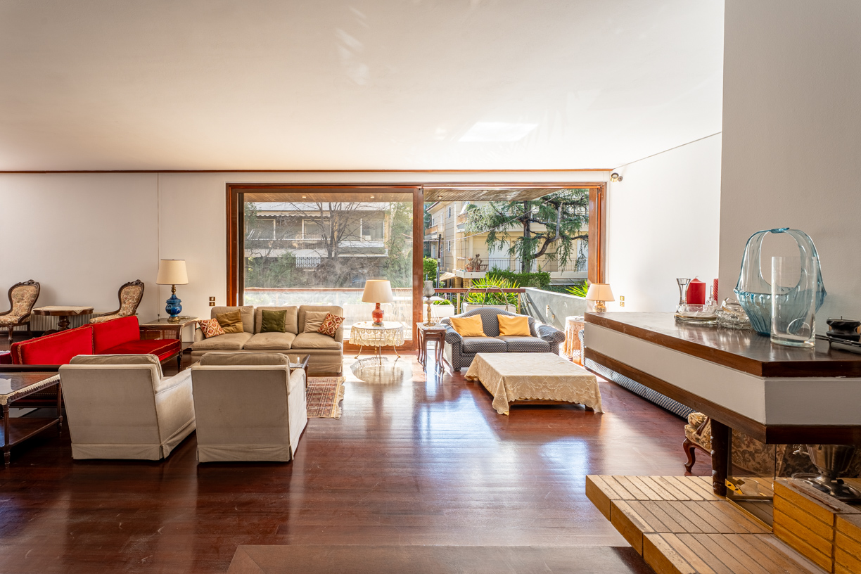 Stately detached house of 330sq.m. in Papagos