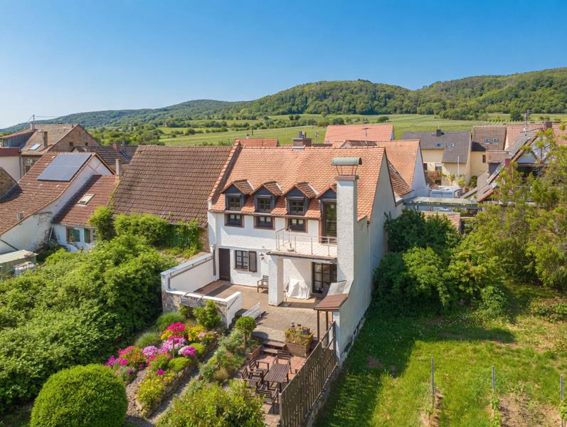 Historischer Charme trifft außergewöhnliches Wohnambiente – ehemaliger Hof mit ausgebauter Tenne!