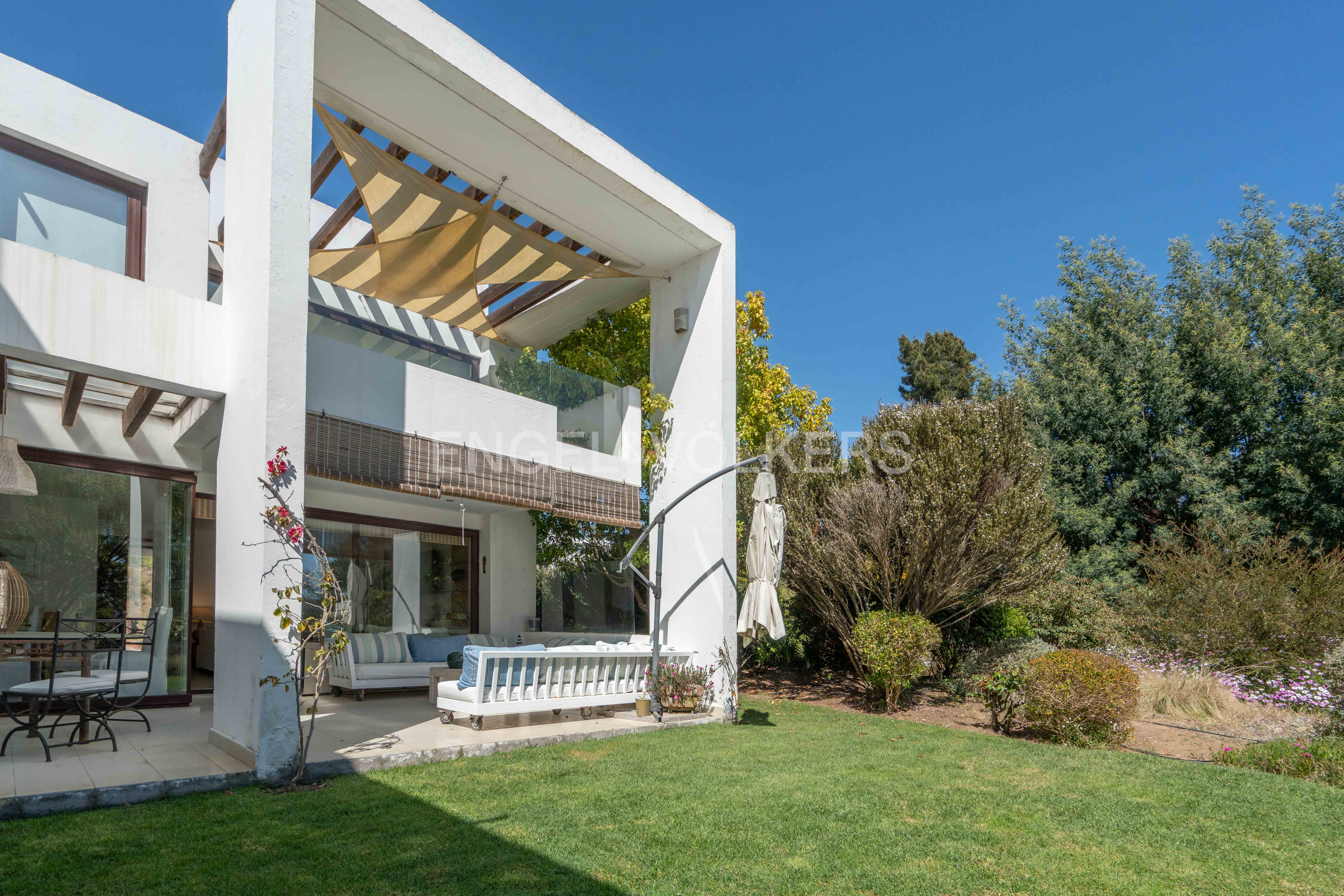 Amplio Townhouse en exquisito sector de Marbella