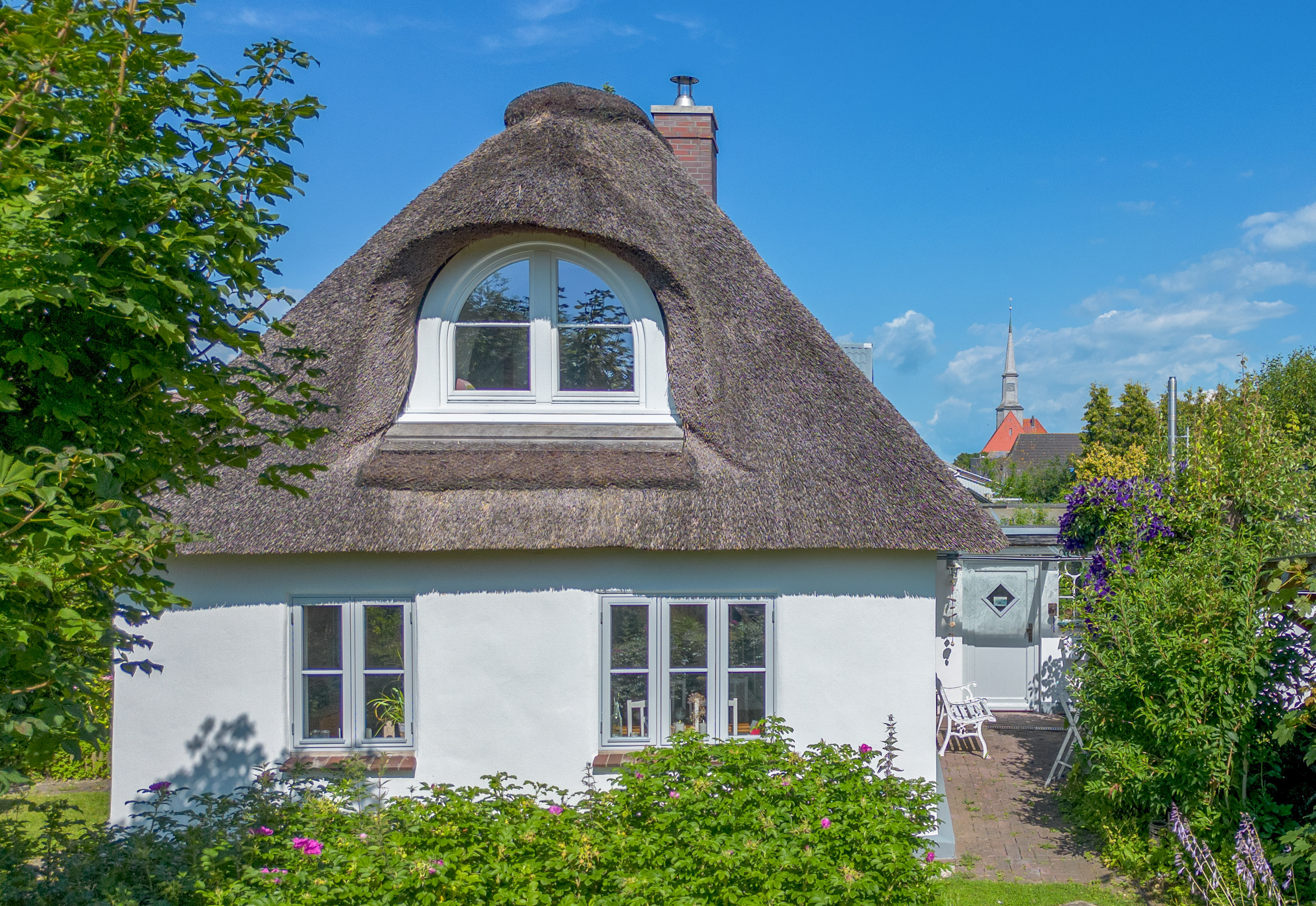 Reetdach im Coastal Style - Ankommen - Leben