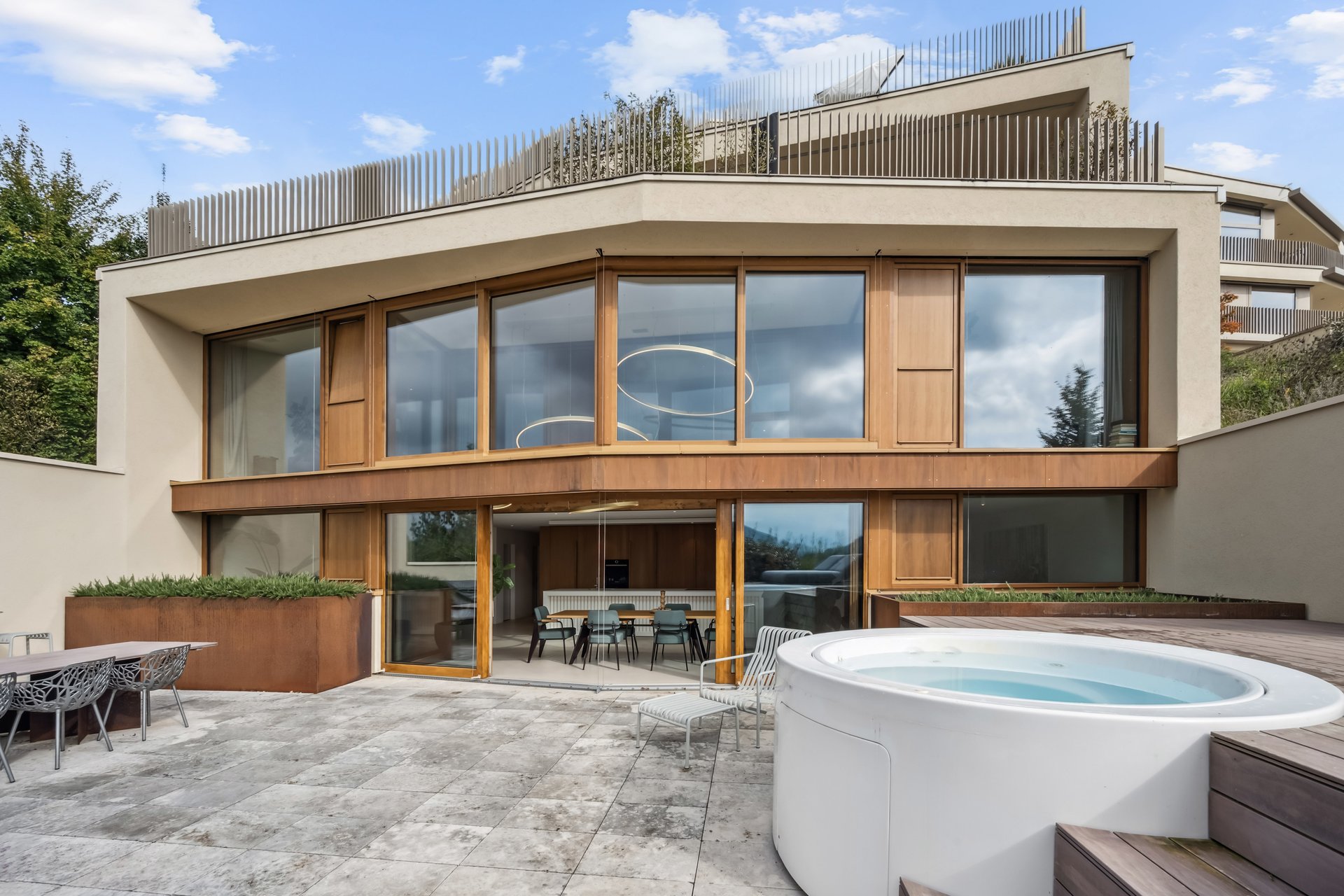 Retreat with unparalleled living comfort