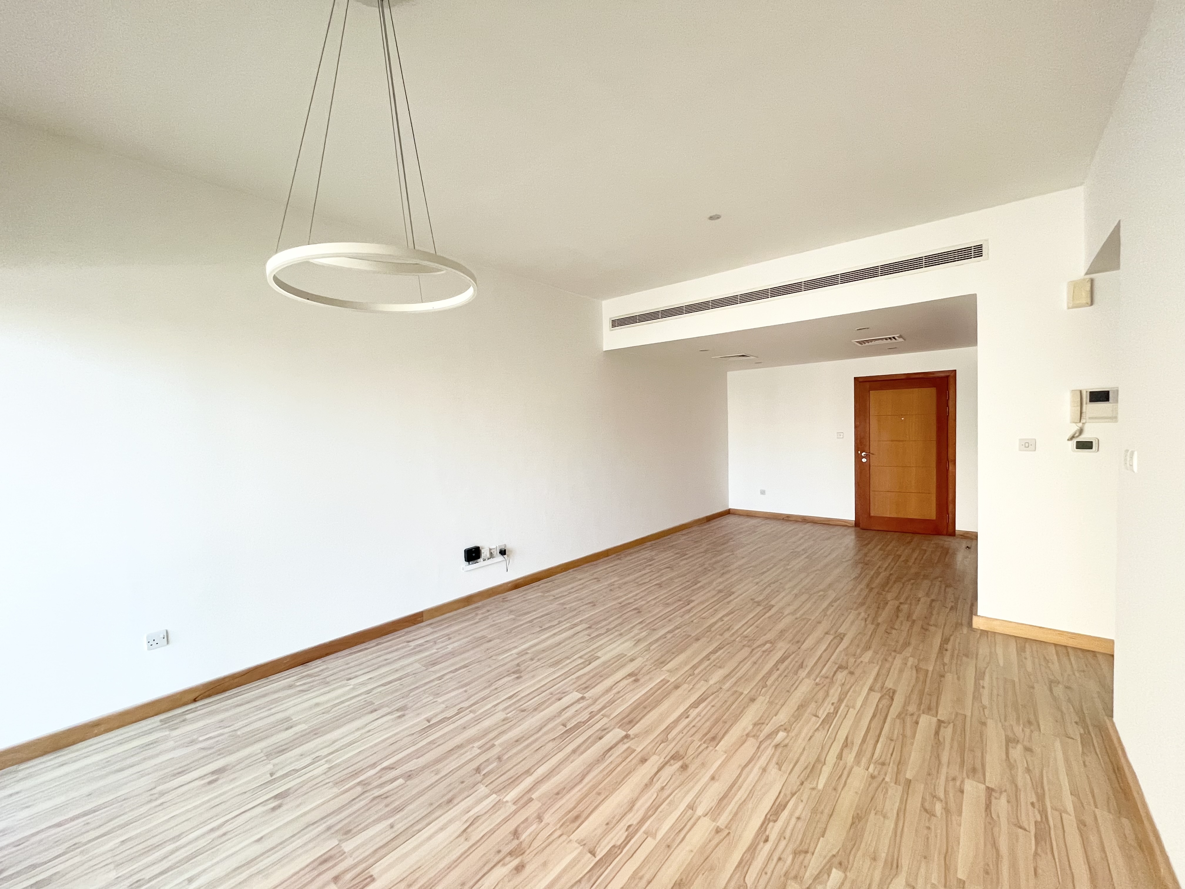 Unfurnished l Vacant l Pool View