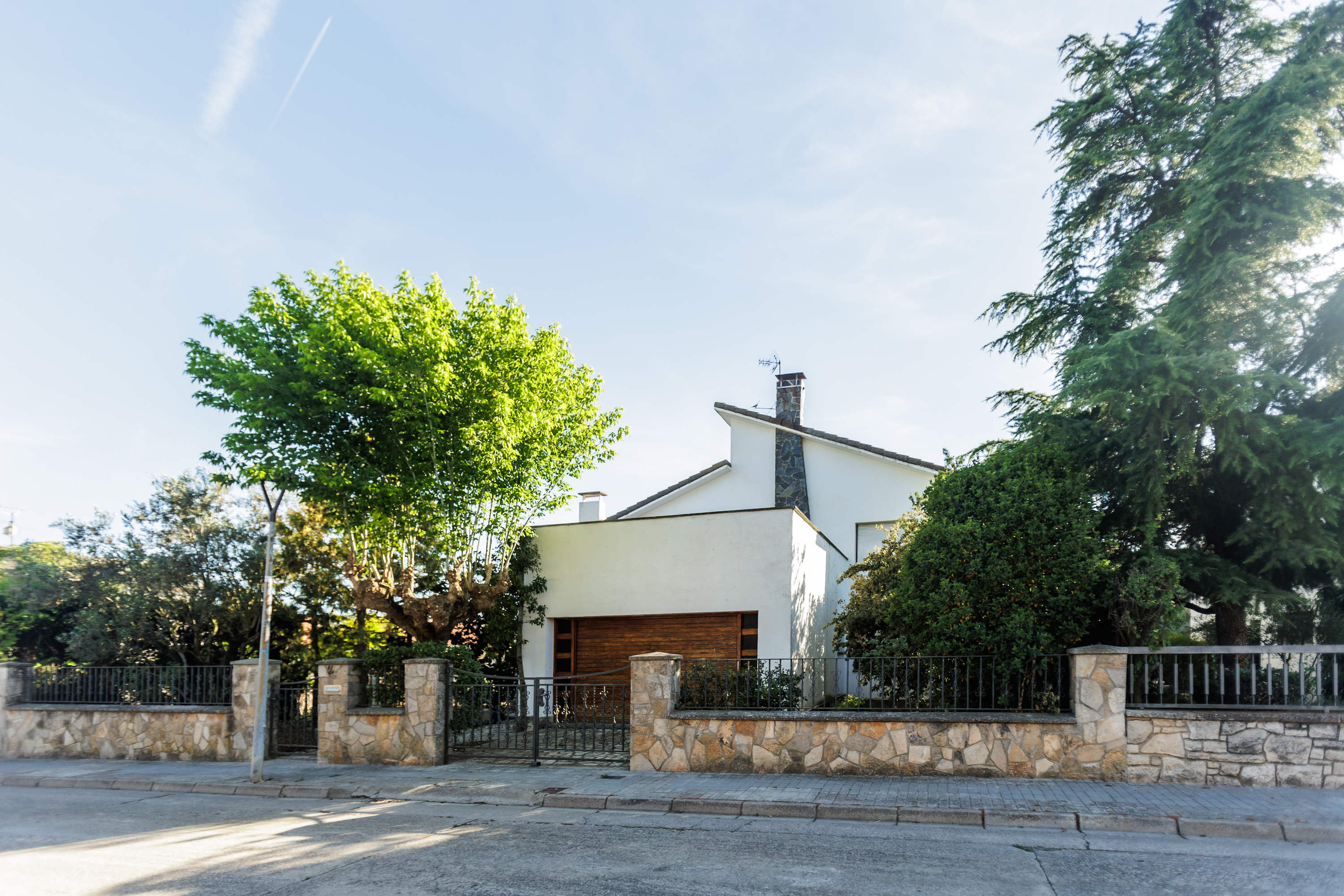 Spacious single-family home with garden in the best area of Calaf