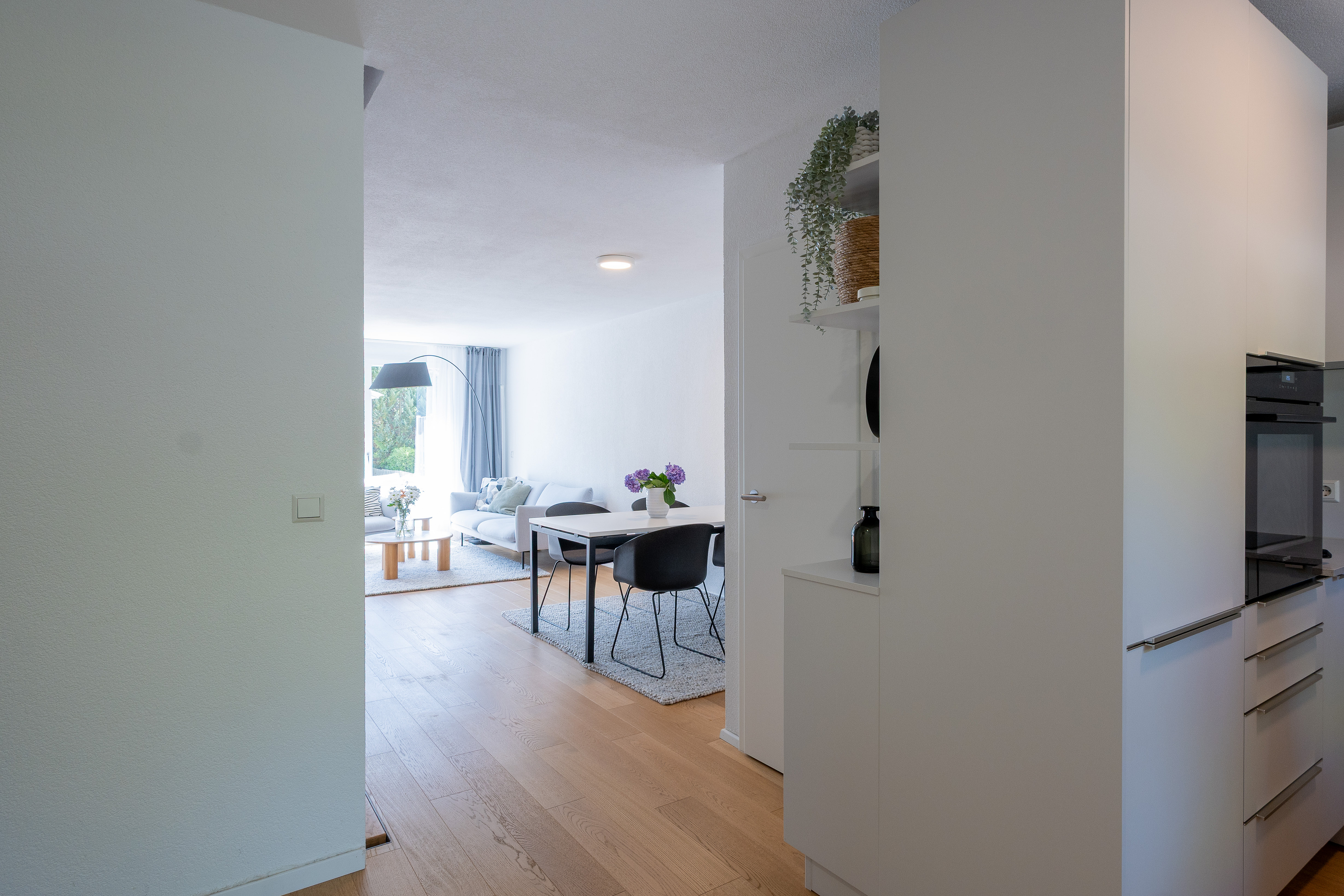 Modernes, umfassend renoviertes Haus mit 31 m² Hobbyraum in Stuttgart-Stammheim