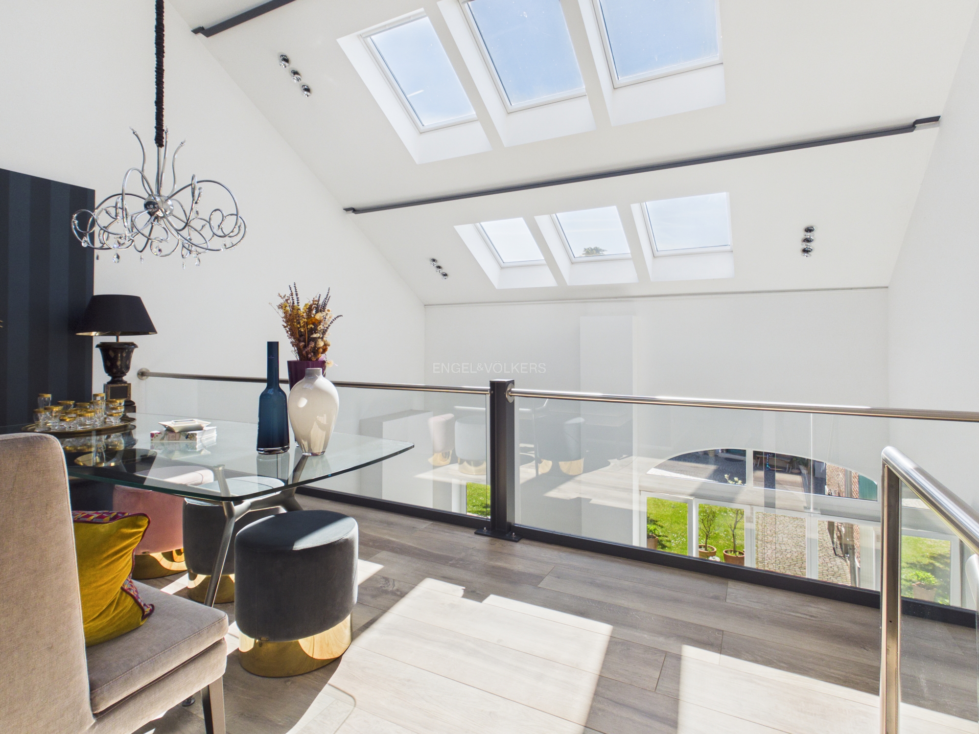160qm Wohnfläche - Luxus pur in denkmalgeschützter Hofanlage / ETW mit Ausblick in den Sternenhimmel