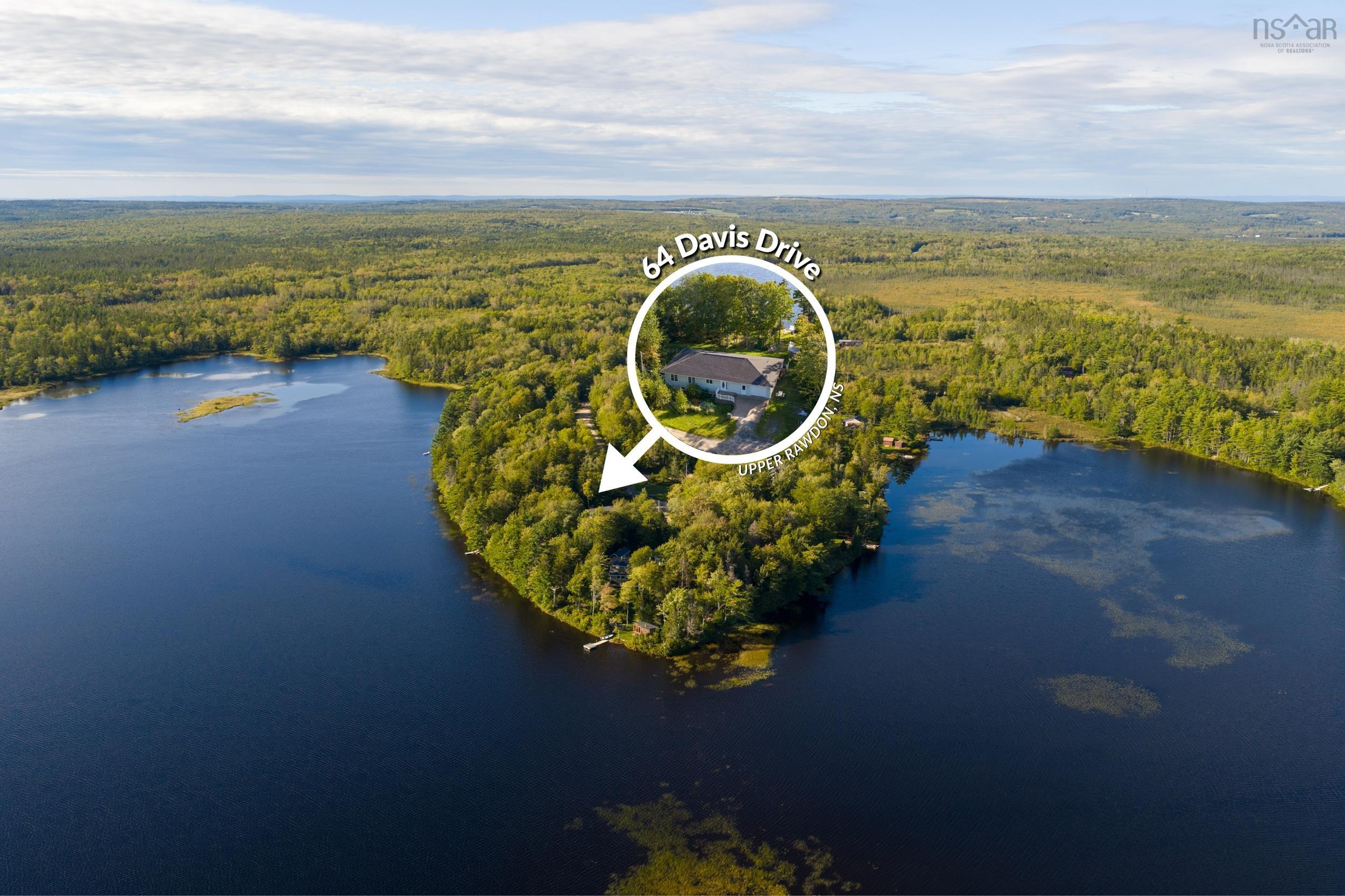 Discover Your Private Lakeside Retreat in Upper Rawdon