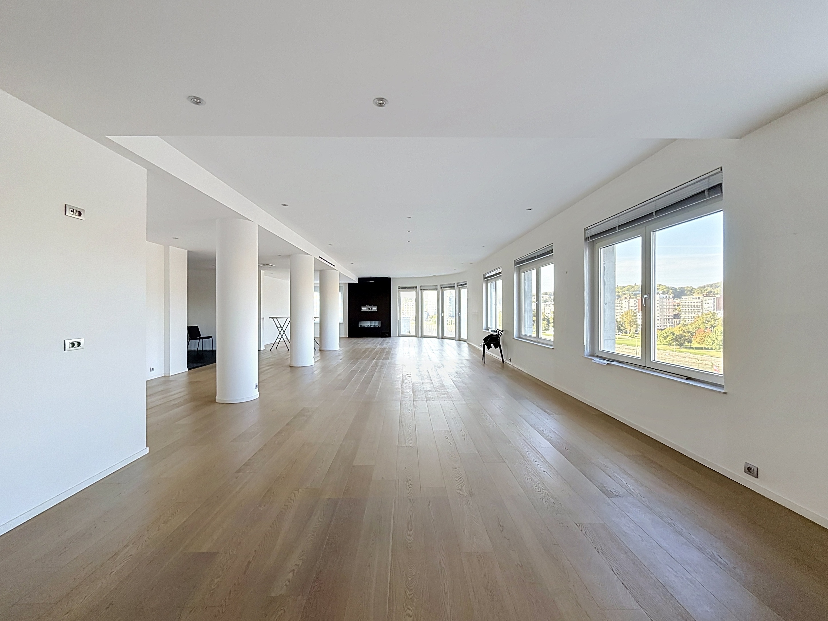 Place d’Italie – 260 m², 3-bedroom apartment