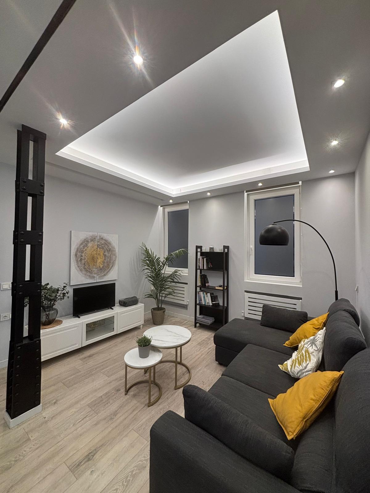 Furnished apartment on Zurbano Street - Almagro