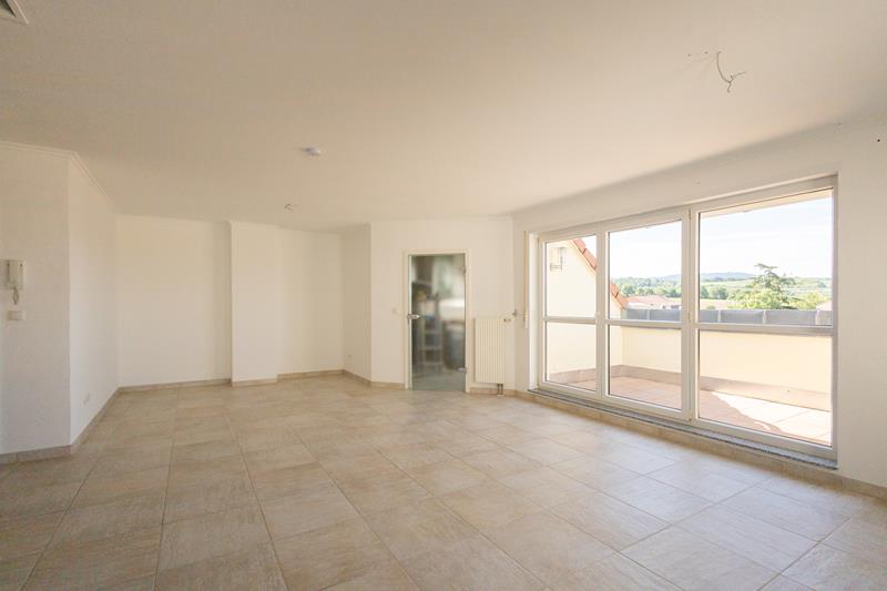 Exklusive Maisonettewohnung mit Balkon & hochwertiger Einbauküche!
