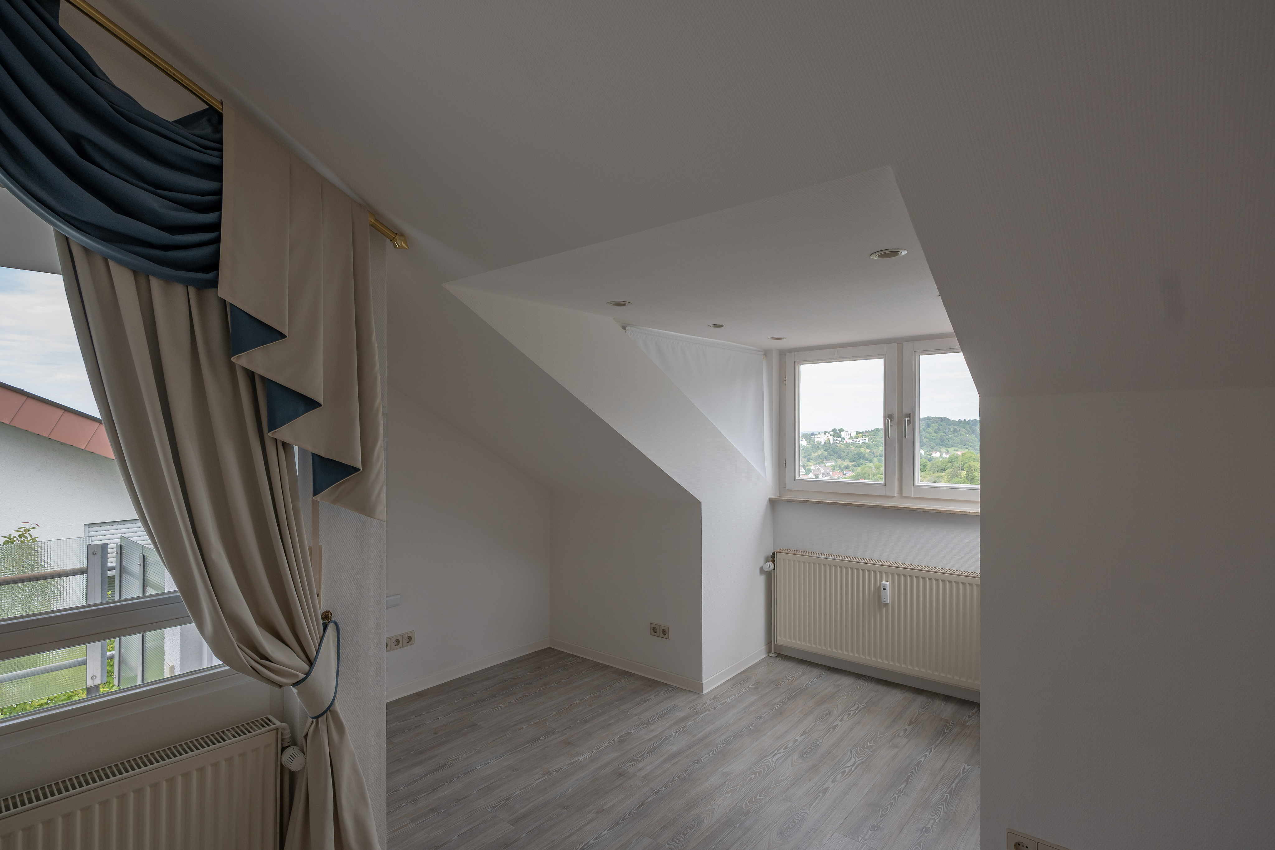 Traumwohnung mit Balkon in Höhenlage von Esslingen