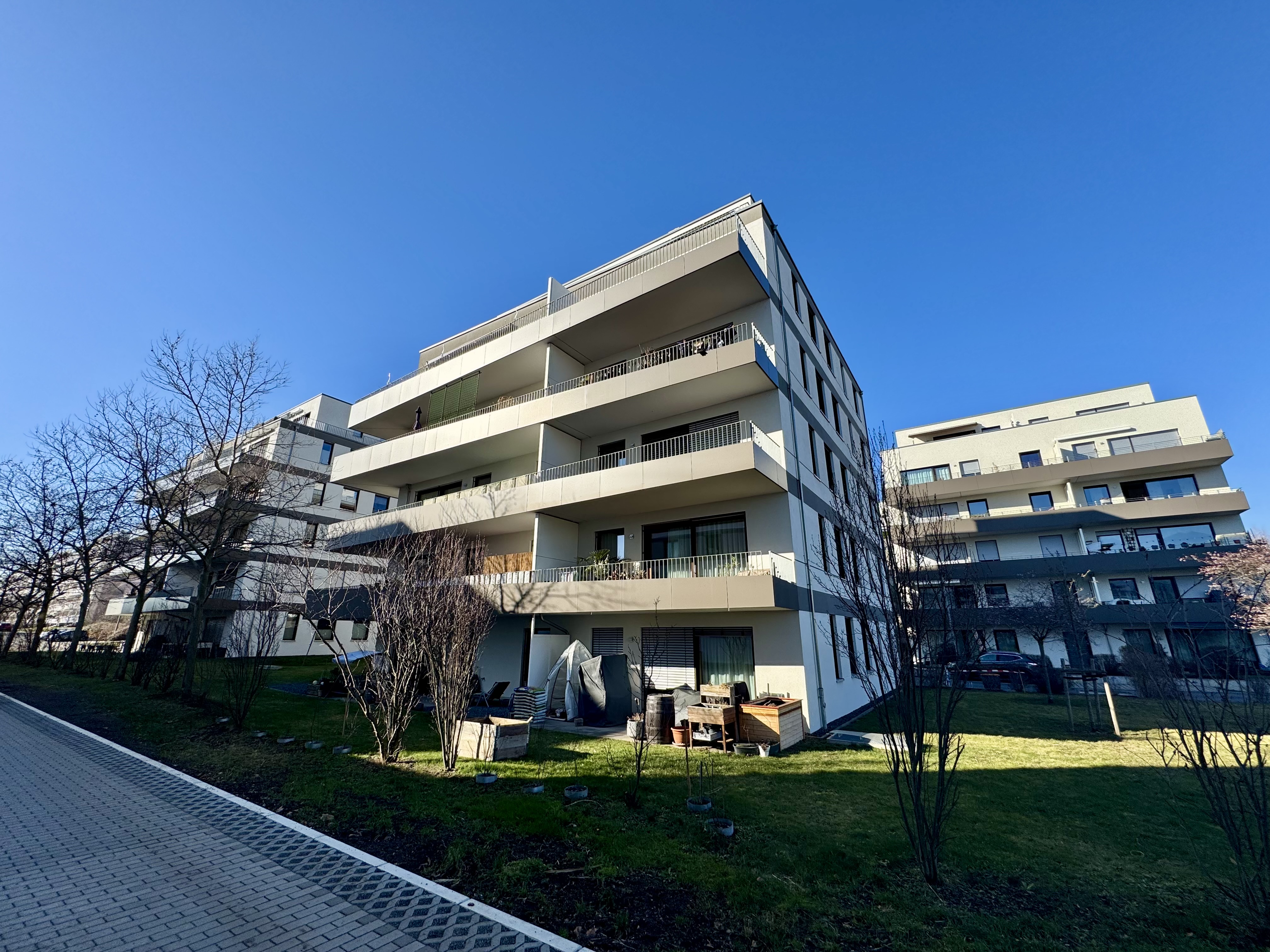 Barrierefreies Wohnen mit Balkon und Stellplatz!