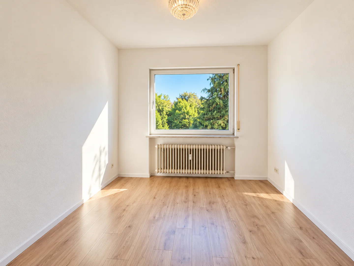 Gut geschnittene Vier-Zimmer-Wohnung mit zwei großzügigen Balkonen - Photo 1