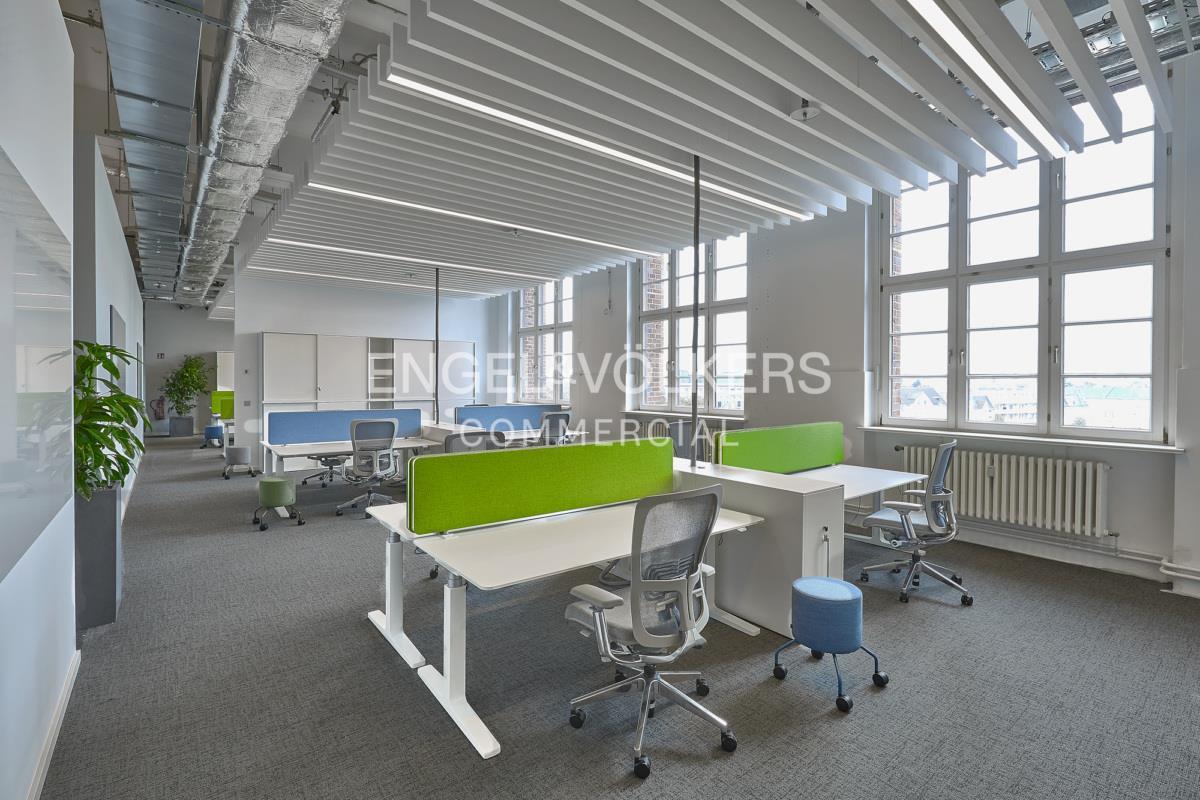 !Plug & Play: Top Büro inkl. Möblierung