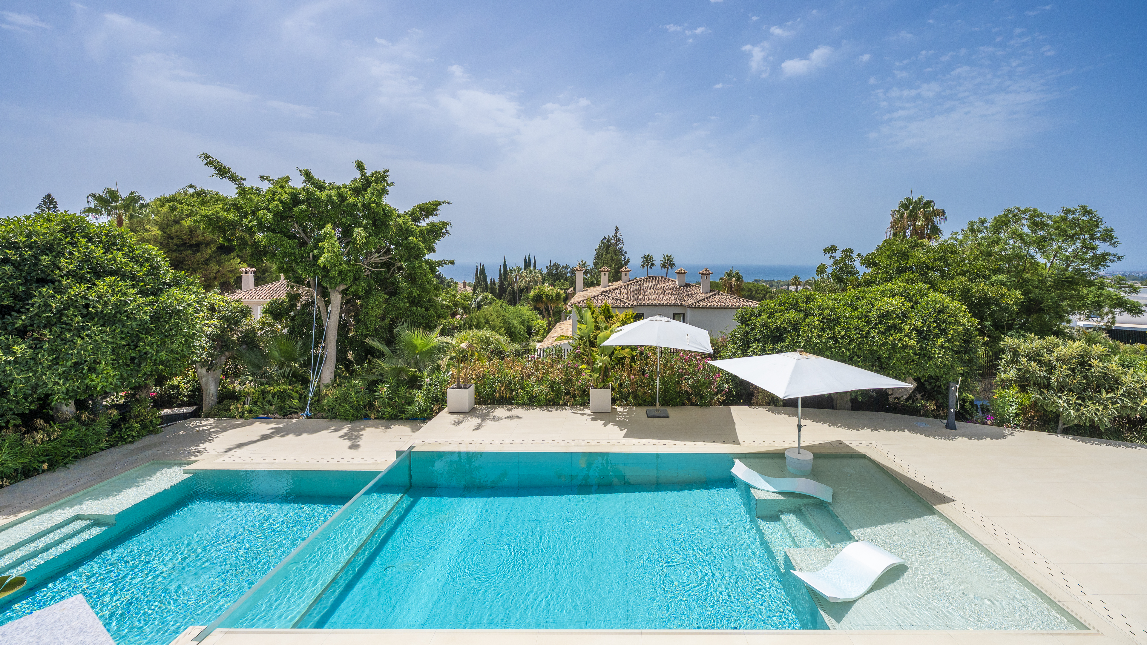 Exceptional Family Villa with Panoramic Sea Views near Marbella’s Golden Mile
