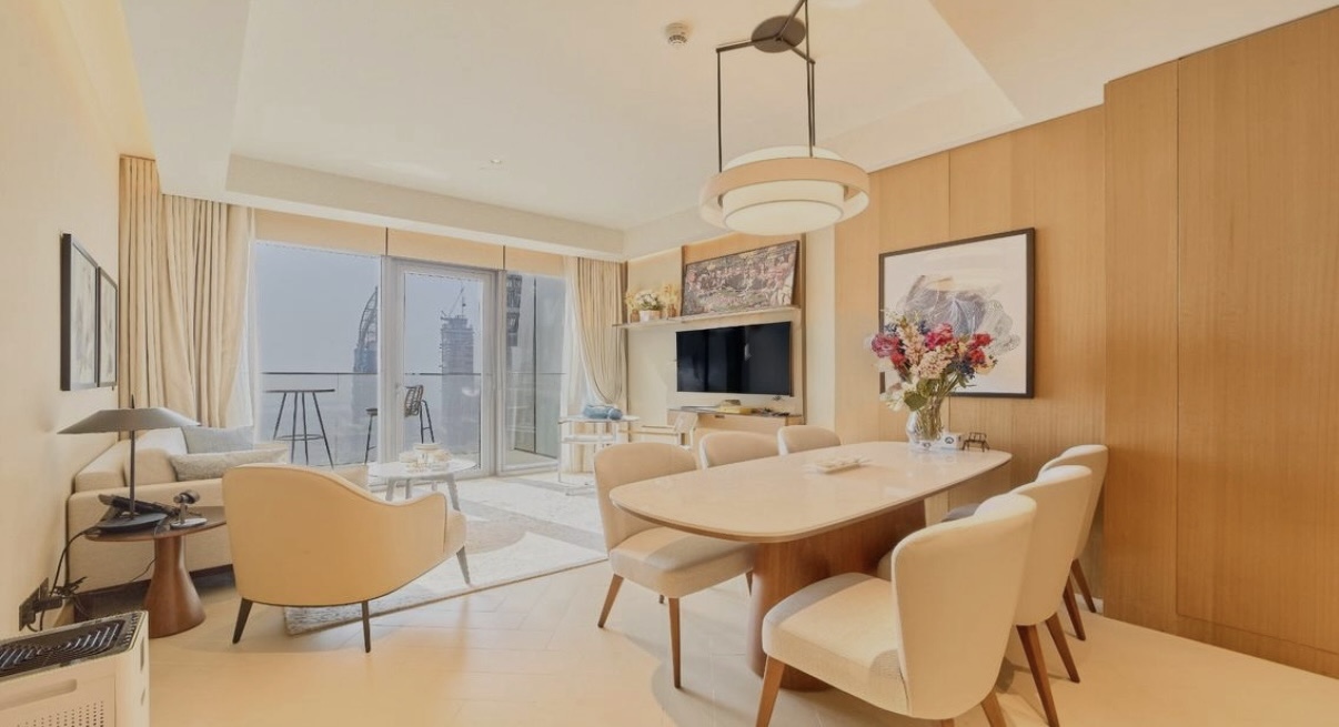 Multiple Options | High Floor | Prime Location