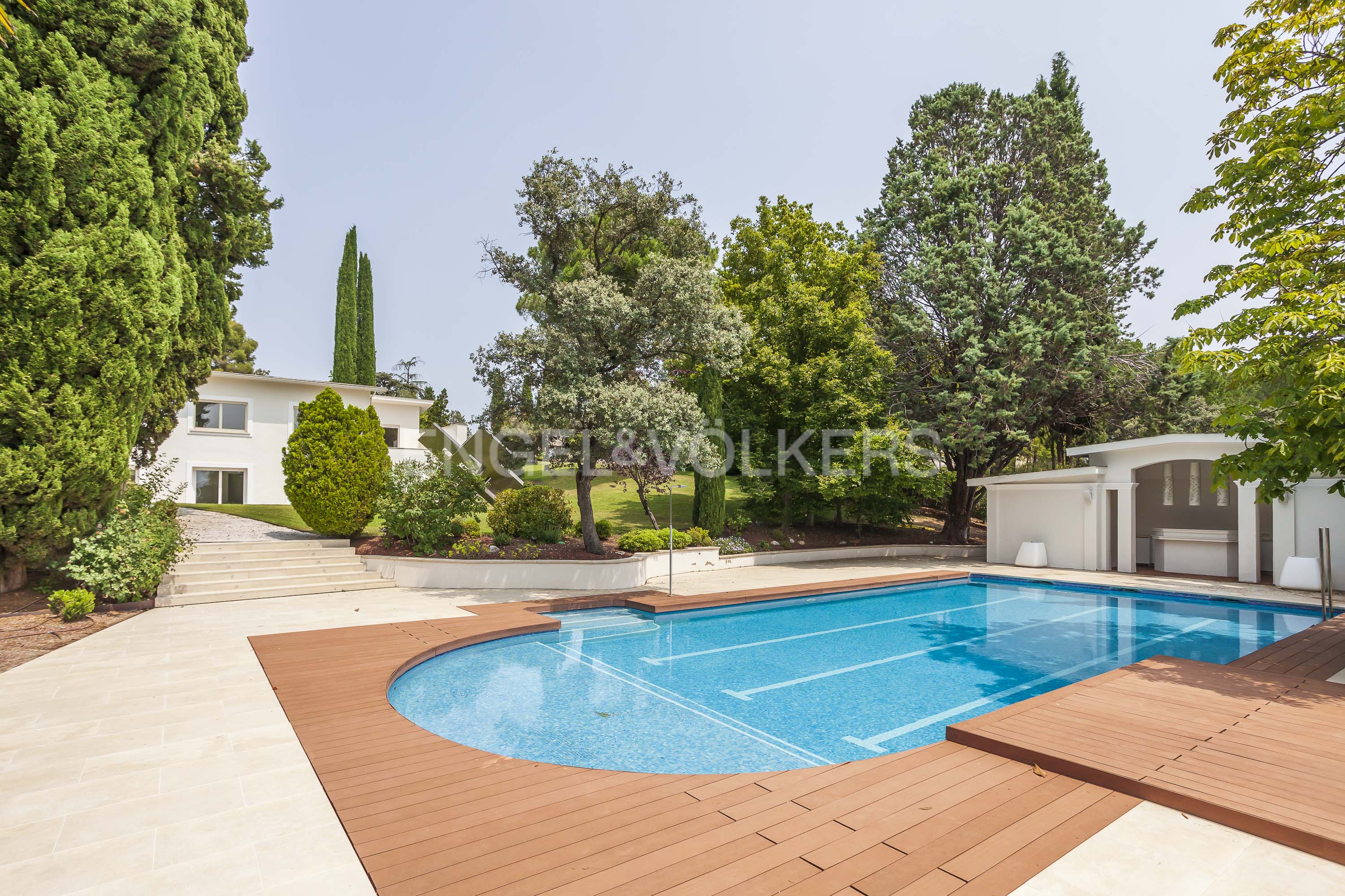 Luxurious Villa in La Moraleja