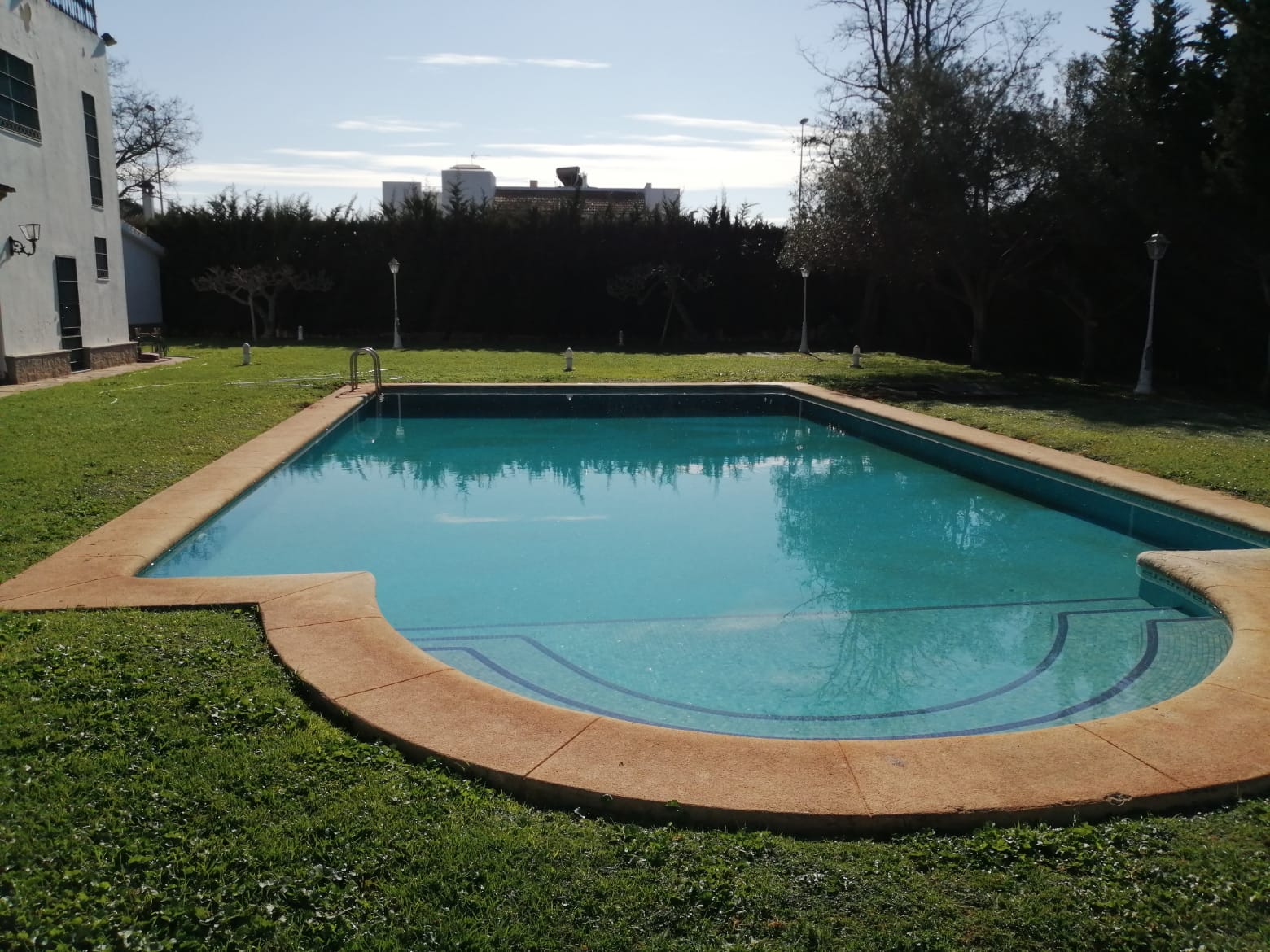 Chalet in Jerez on urban and developable land
