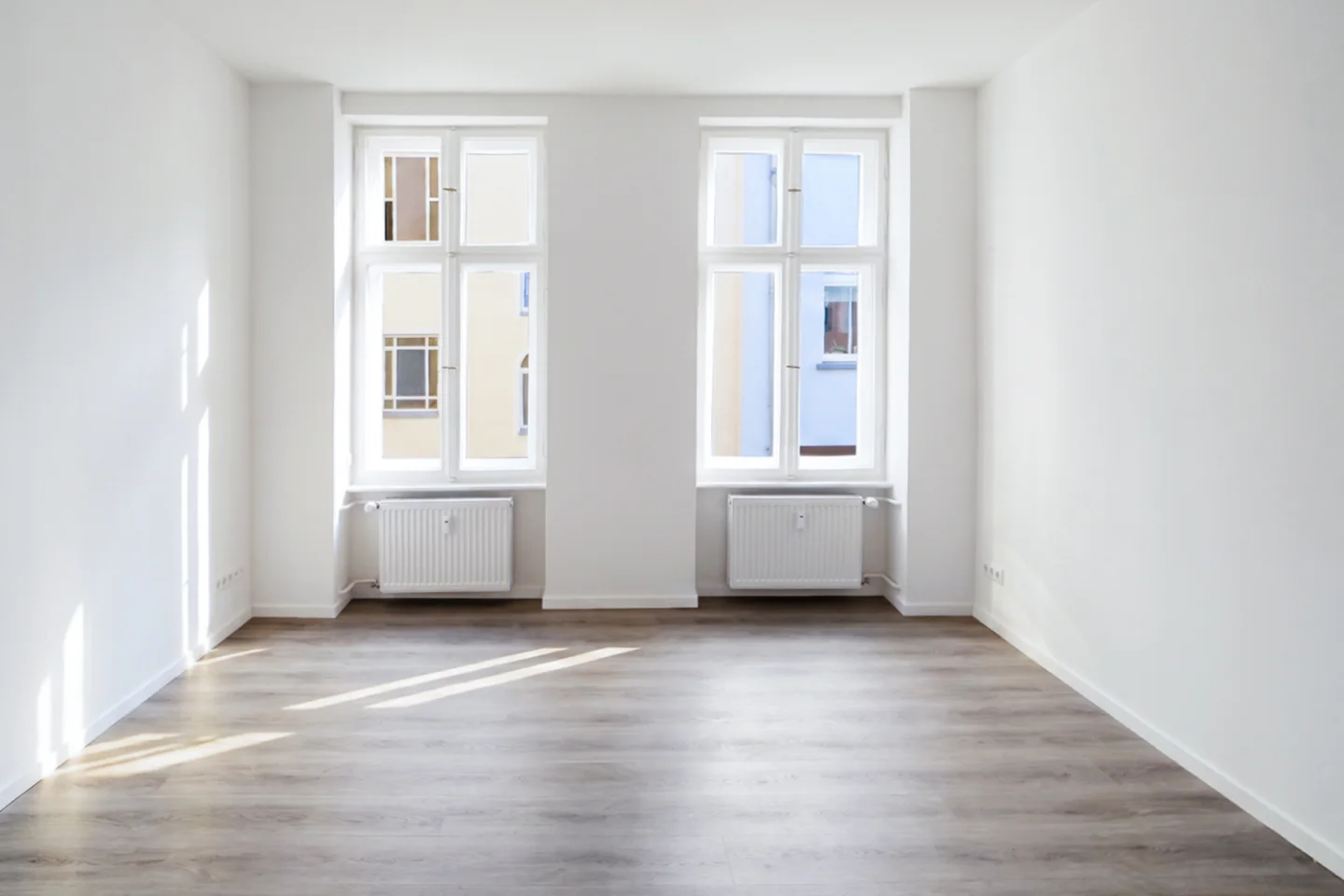 Einziehen und wohlfühlen – stilvoll modernisierte Wohnung in Friedrichshain - Photo 1