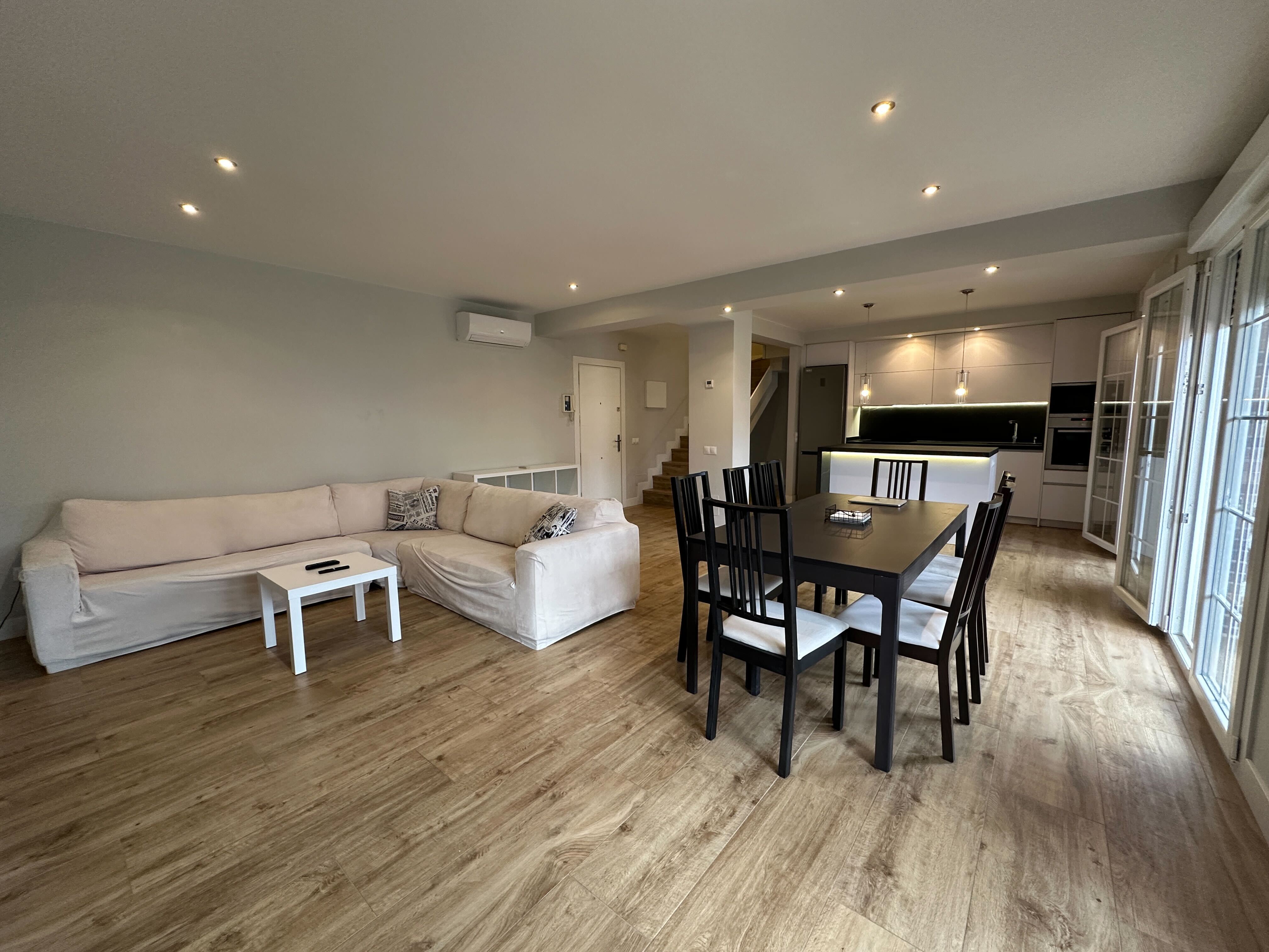 SPECTACULAR SEASONAL DUPLEX IN VILLANUEVA DEL PARDILLO