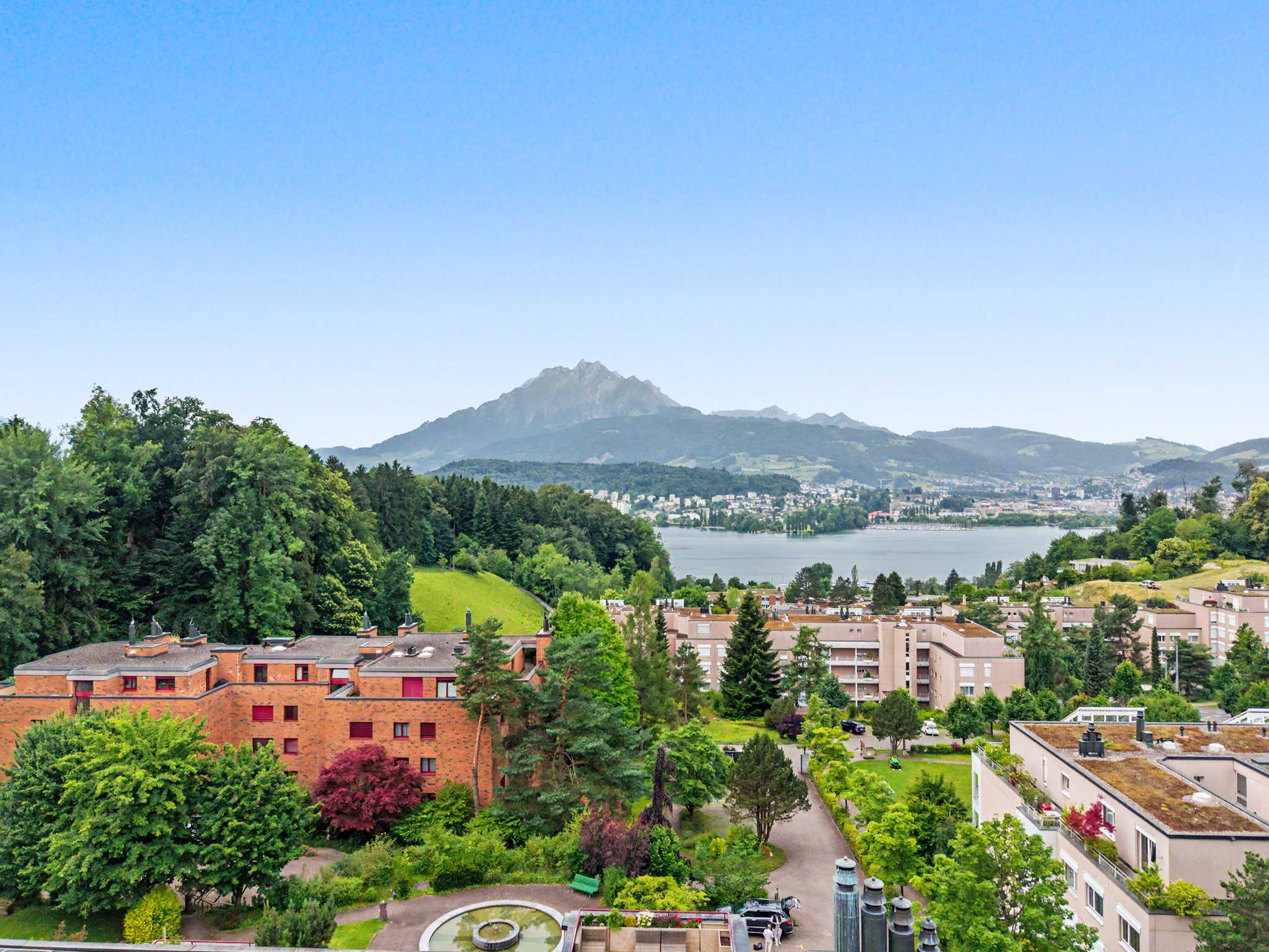 3.5 Zimmer Eigentumswohnung in Luzern – Grünlage mit Seenähe, Balkon & Cheminée