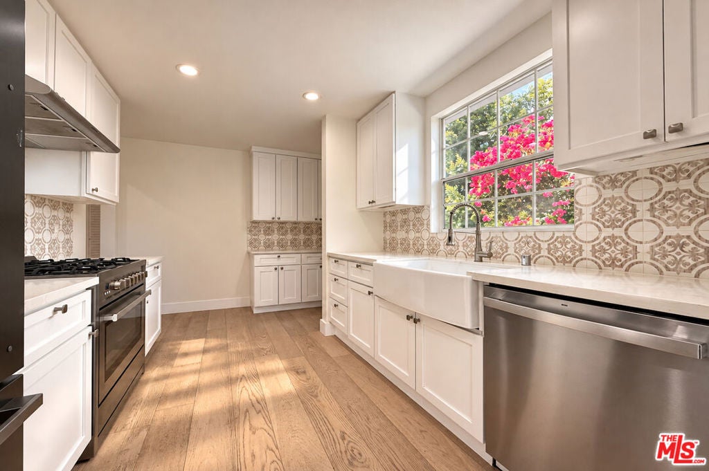 Stylish Remodeled Home with ADU in South of the Boulevard