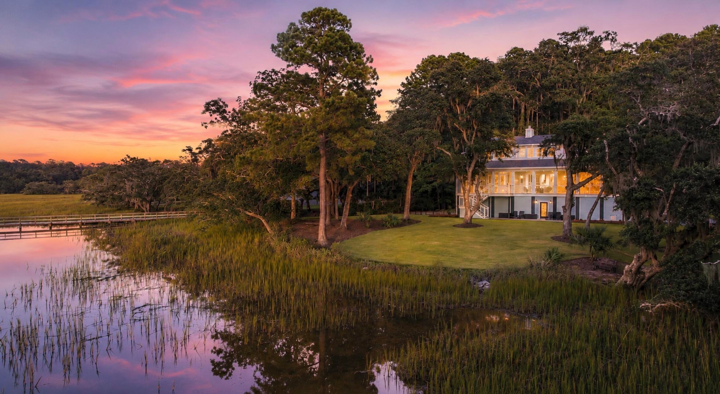 Stunning marshfront home in Polly Point Plantation
