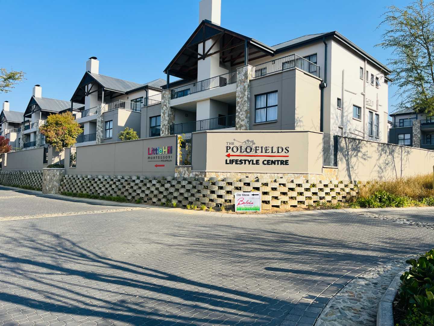 Modern 3 bedroom ground floor apartment for sale at The Polofields, Waterfalll