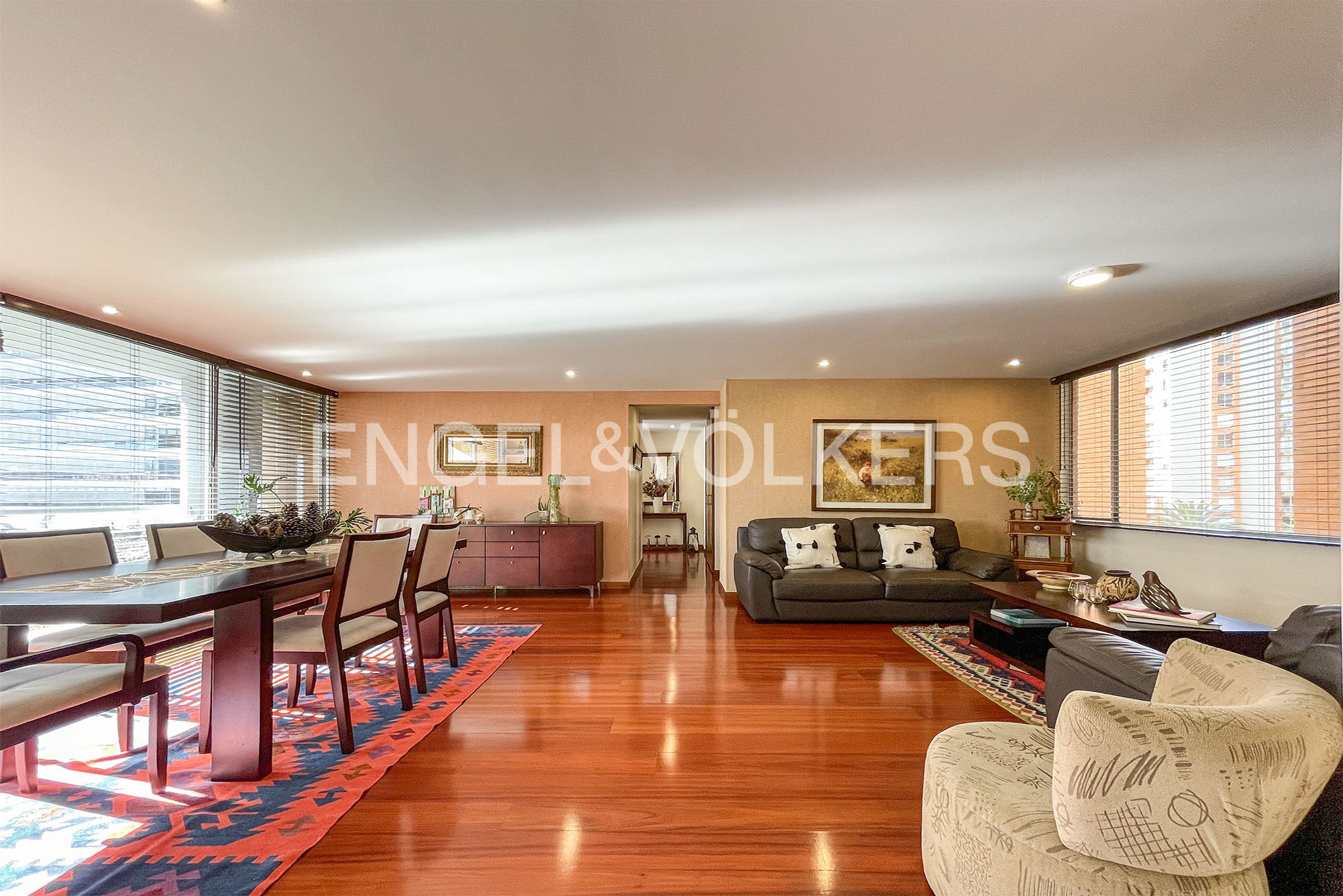 Apartamento con balcón para venta en Niza