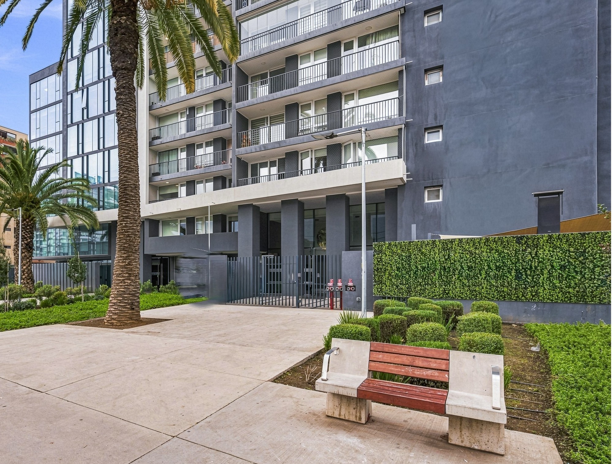 Depto. 2 Dorm. Estilo Mariposa - Pza. Egaña