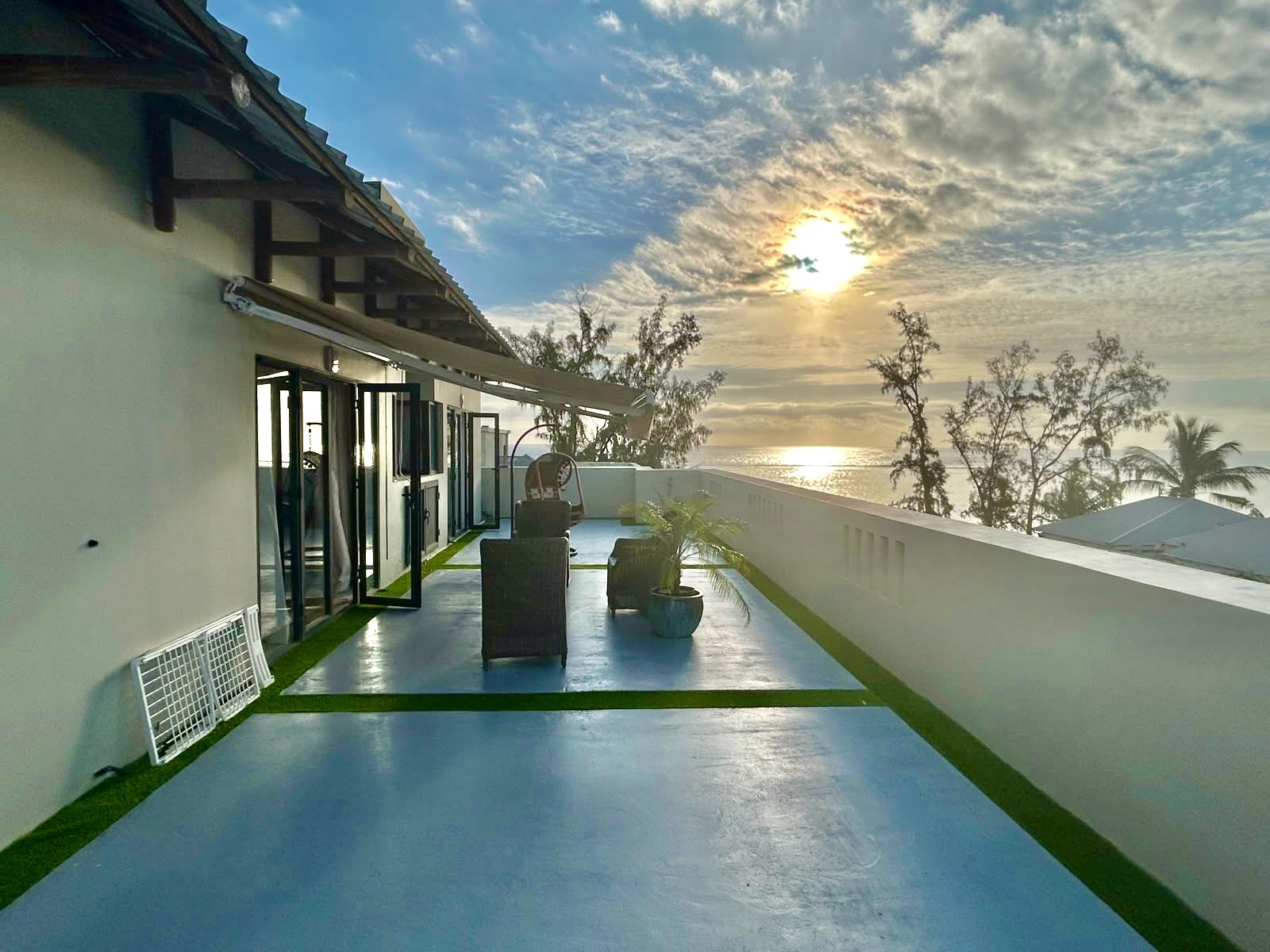 Sea View Penthouse – Flic en Flac