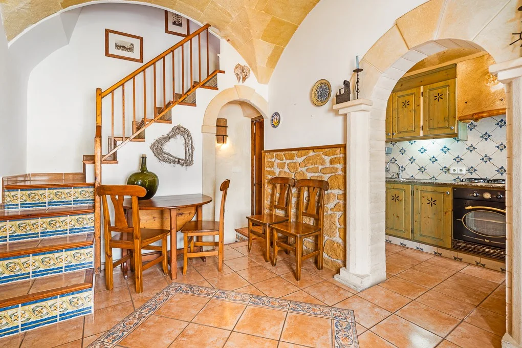 Supertown property with Terrace in the Historic Center of Alaior, Menorca