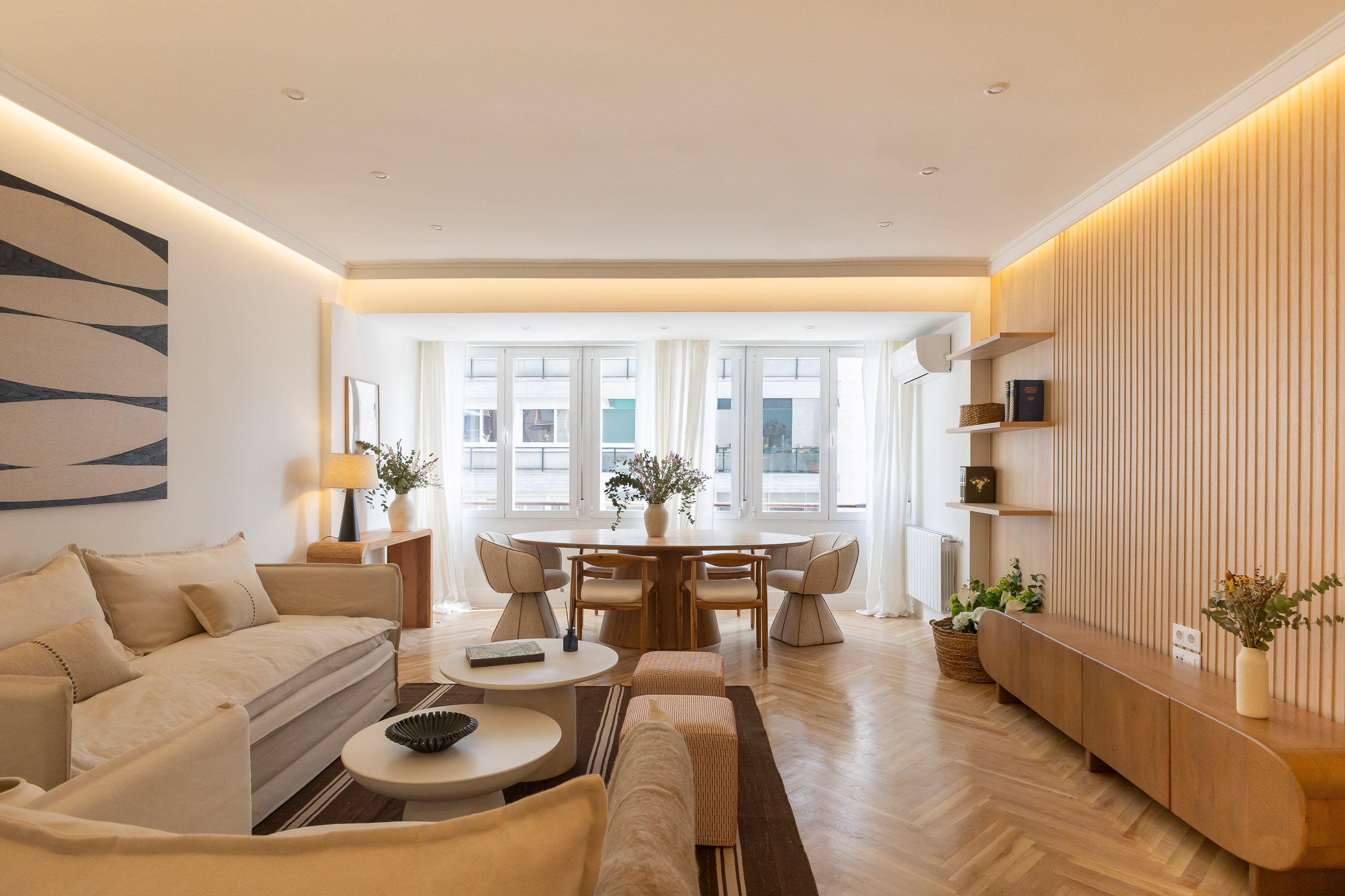 Exceptional brand new renovated apartment in Infanta Mercedes