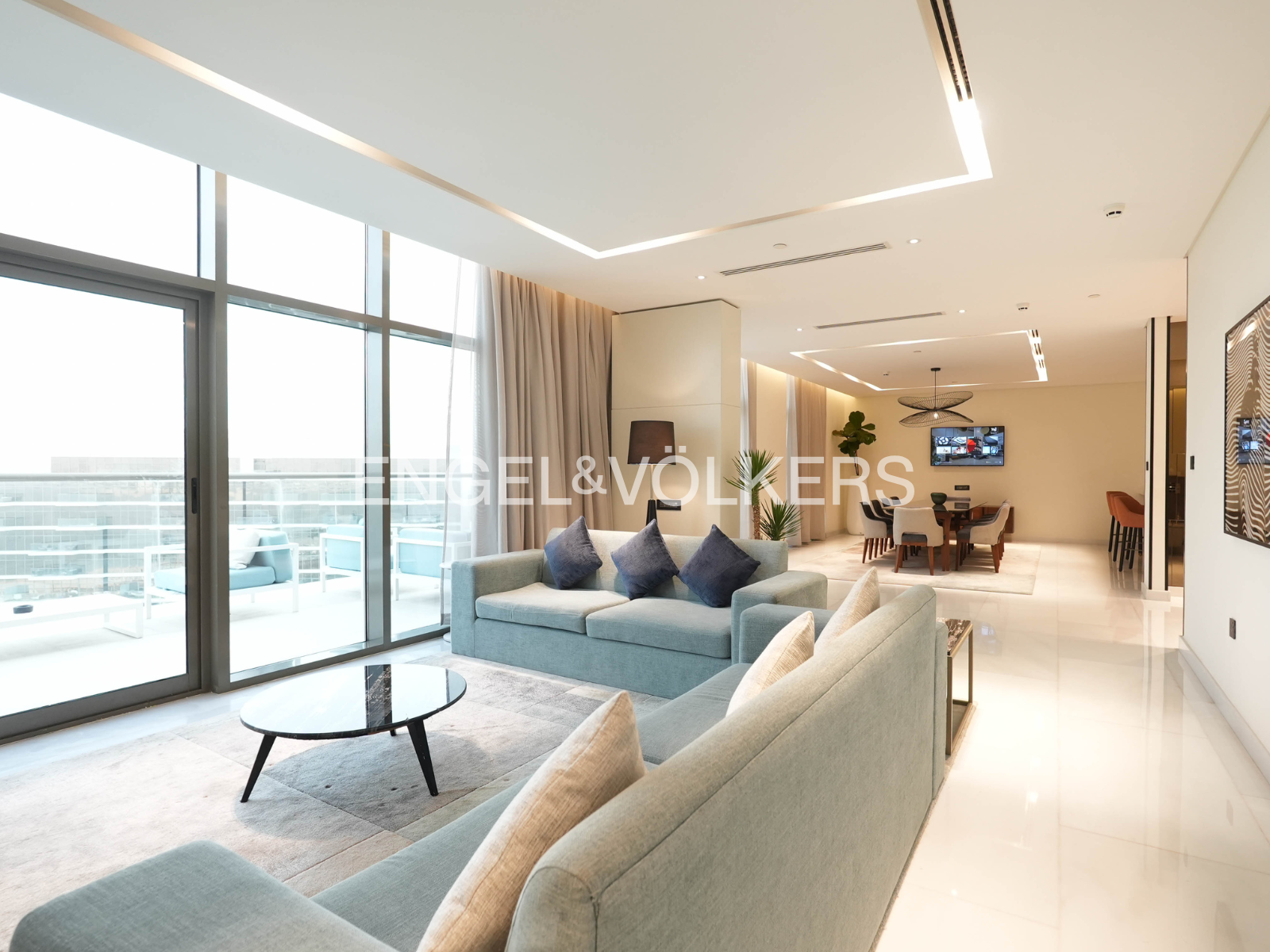 Bills Included | Fully Serviced | Sea View