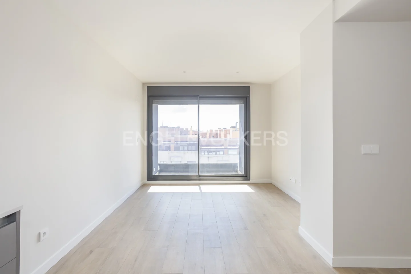 2 Bedroom Apartment in Madrid Río