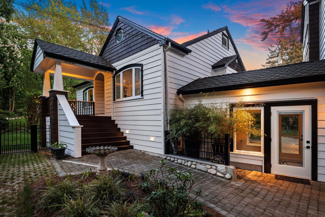 Heritage Crescent Beach Home with Carriage & Legal Suite