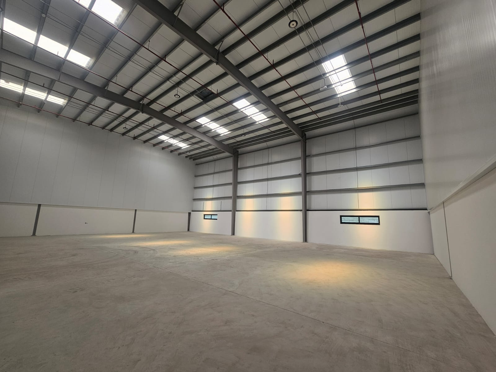 Vacant | Brand New | 60KW | 4 Cheques