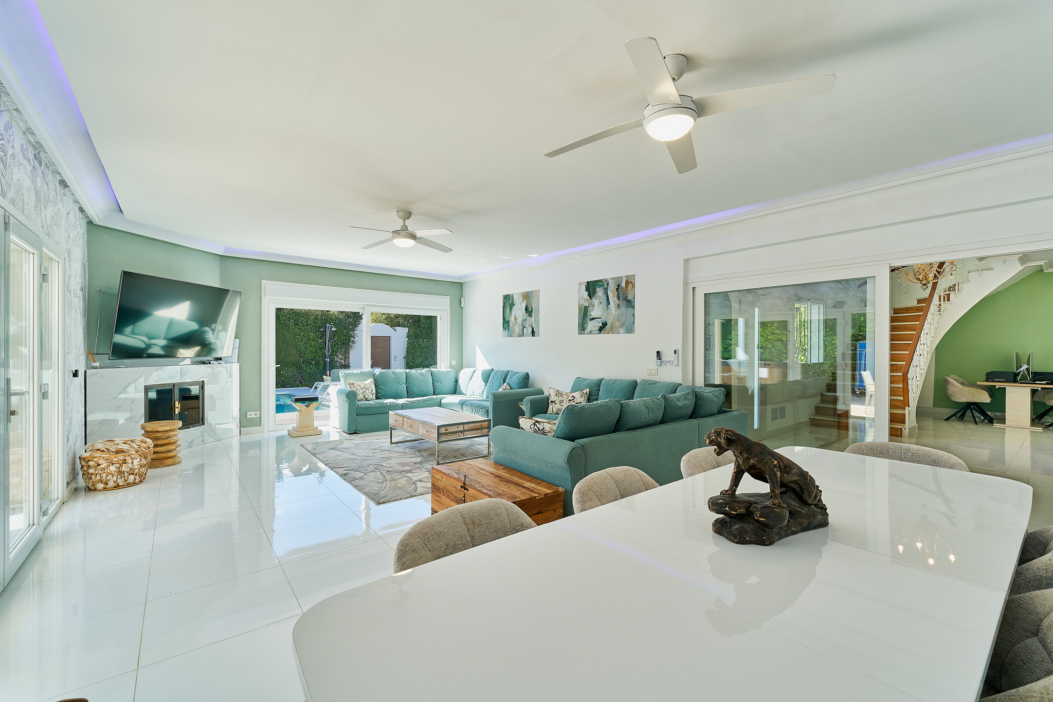 Beautiful villa with independent apartment