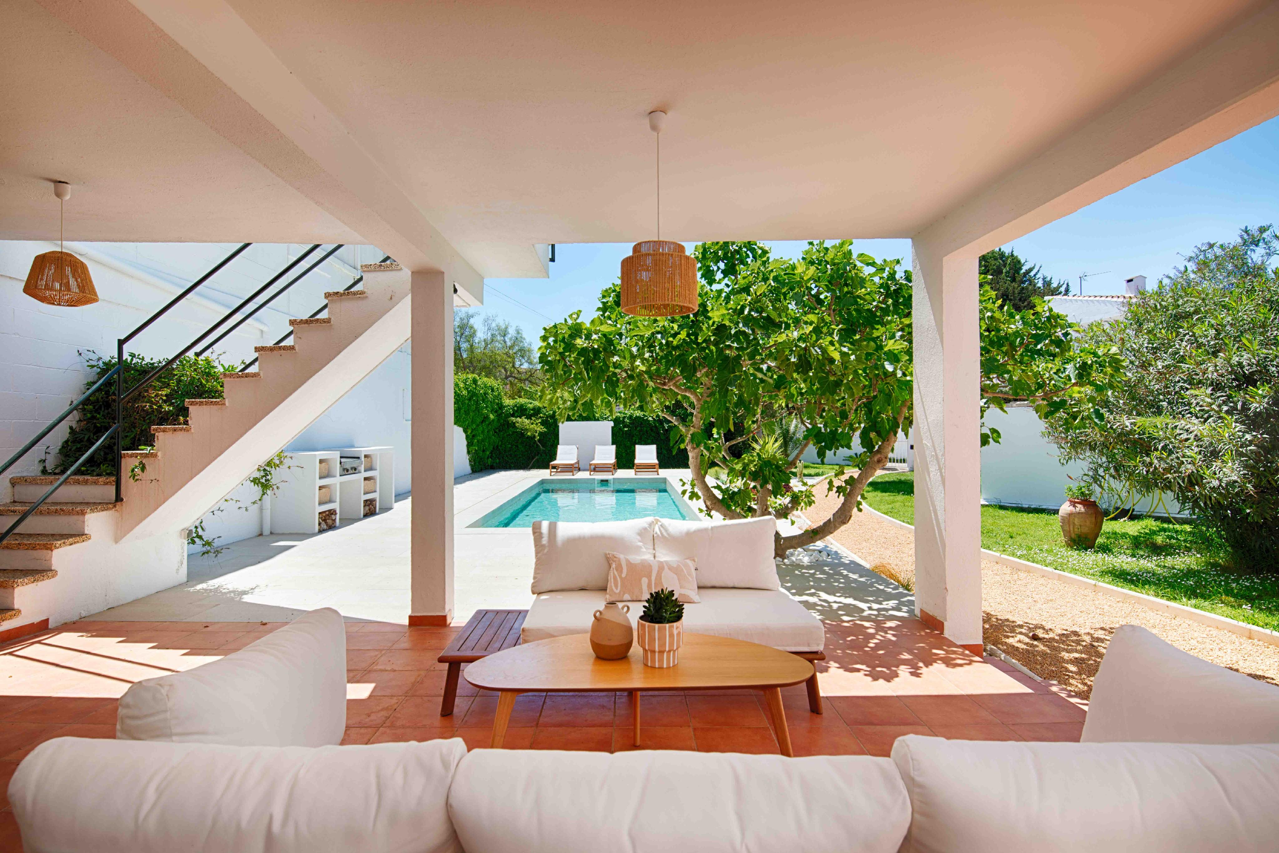 Renovated Semi-Detached House with Mooring and Pool