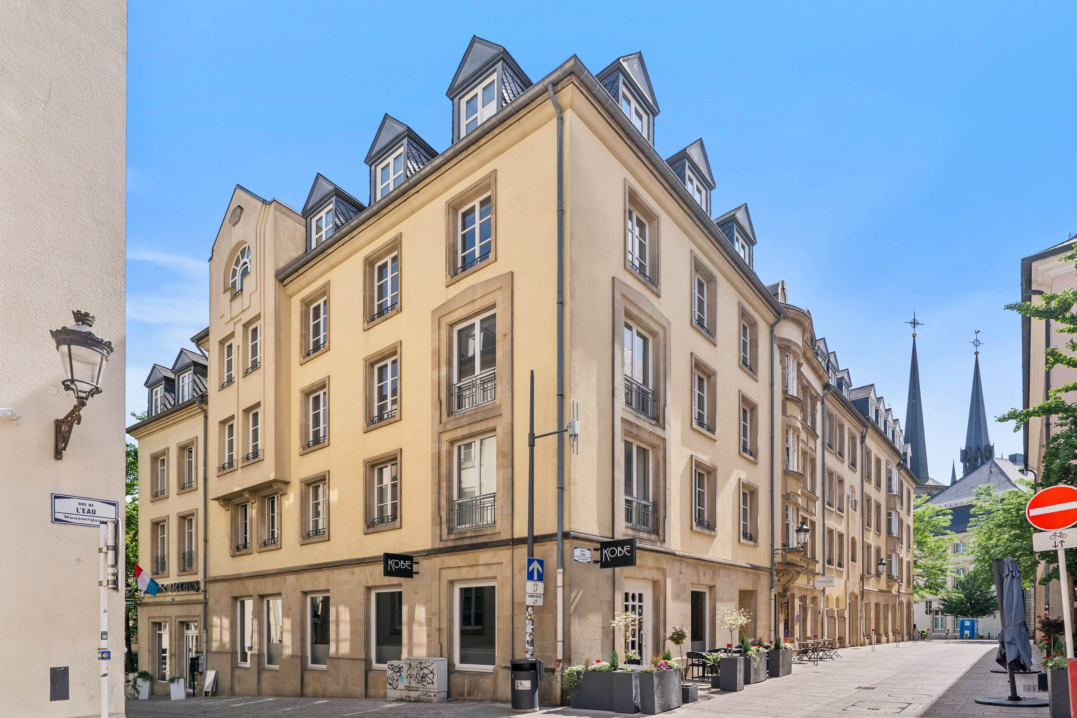Surface de bureaux de ±220m² au cœur de la Ville-Haute – Vue sur le Palais Grand-Ducal