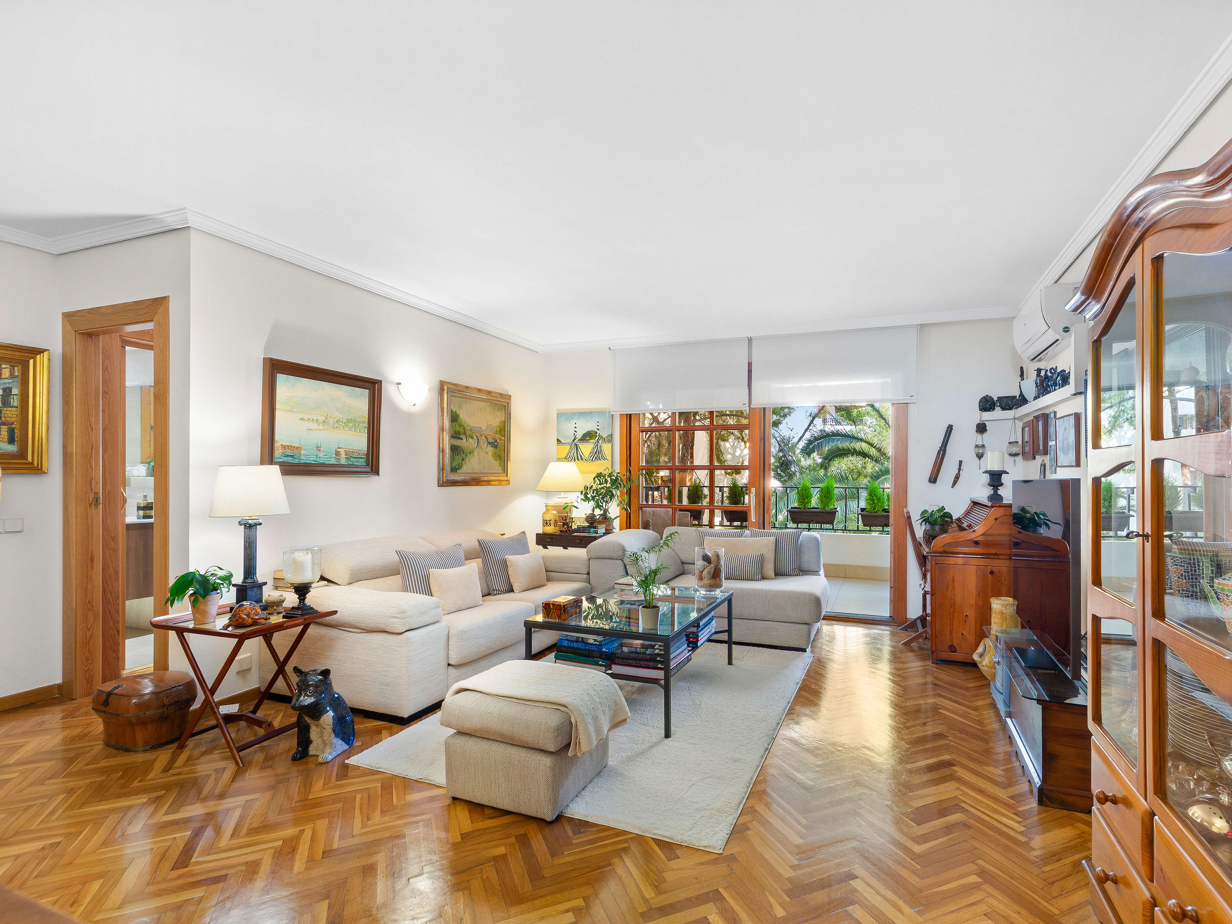 Apartment in exclusive community