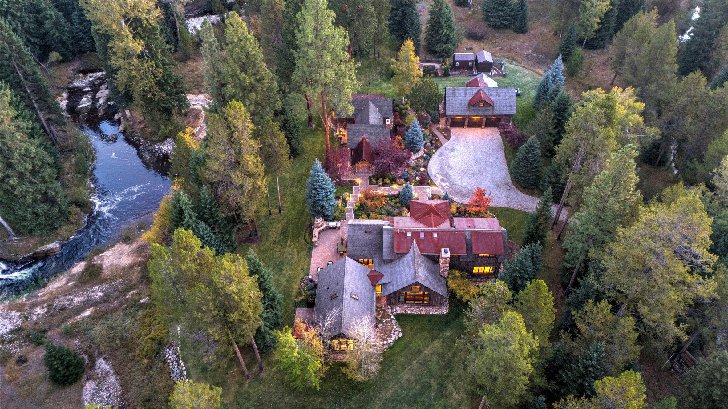Creekside Mountain Estate in Darby