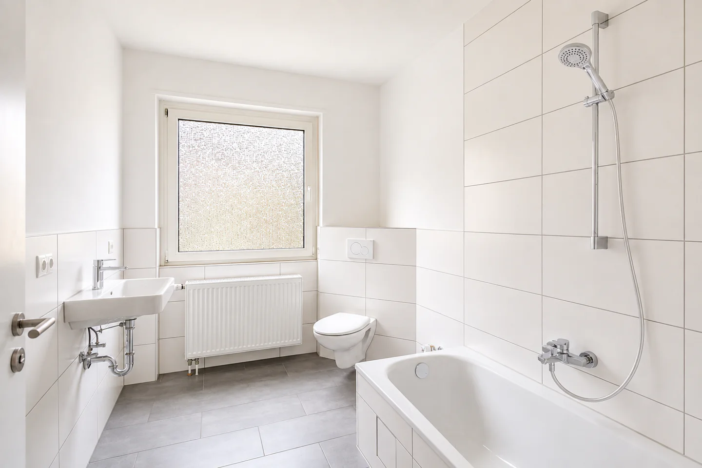 Frisch renovierte 3-ZKB-Wohnung mit großem Balkon und Stellplatz! - Photo 3