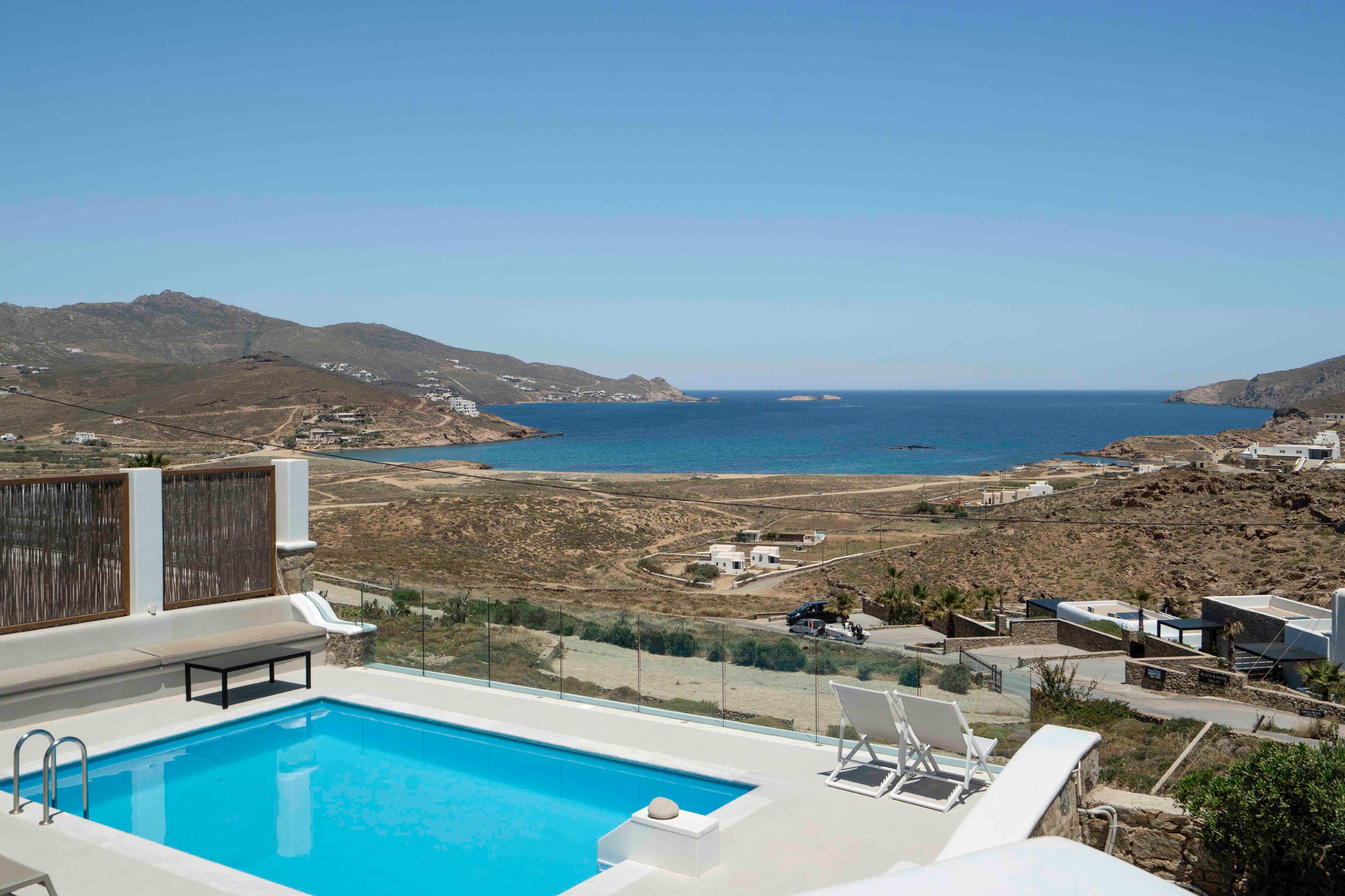 Profit meets prestige, 6-bedroom villa in Myκonos