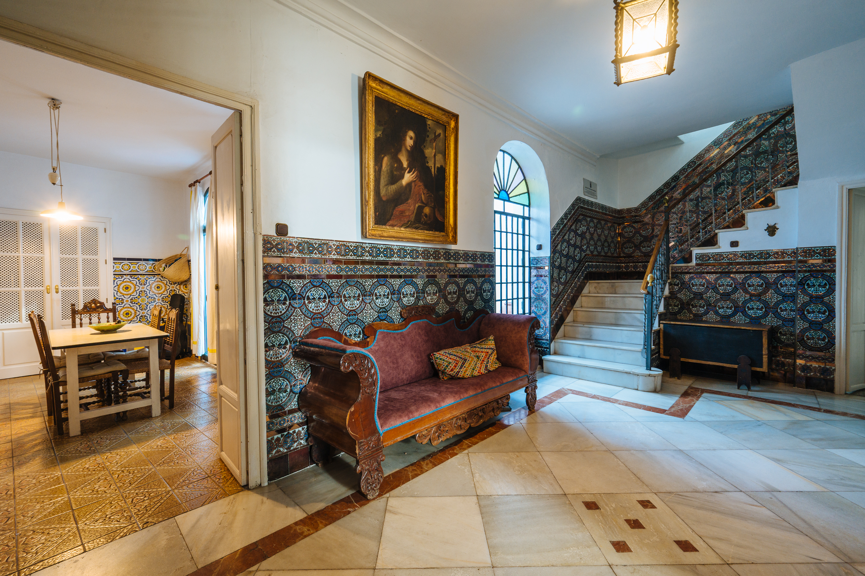 A historic house next to Cazalla de la Sierra Cathedral | House + apartment